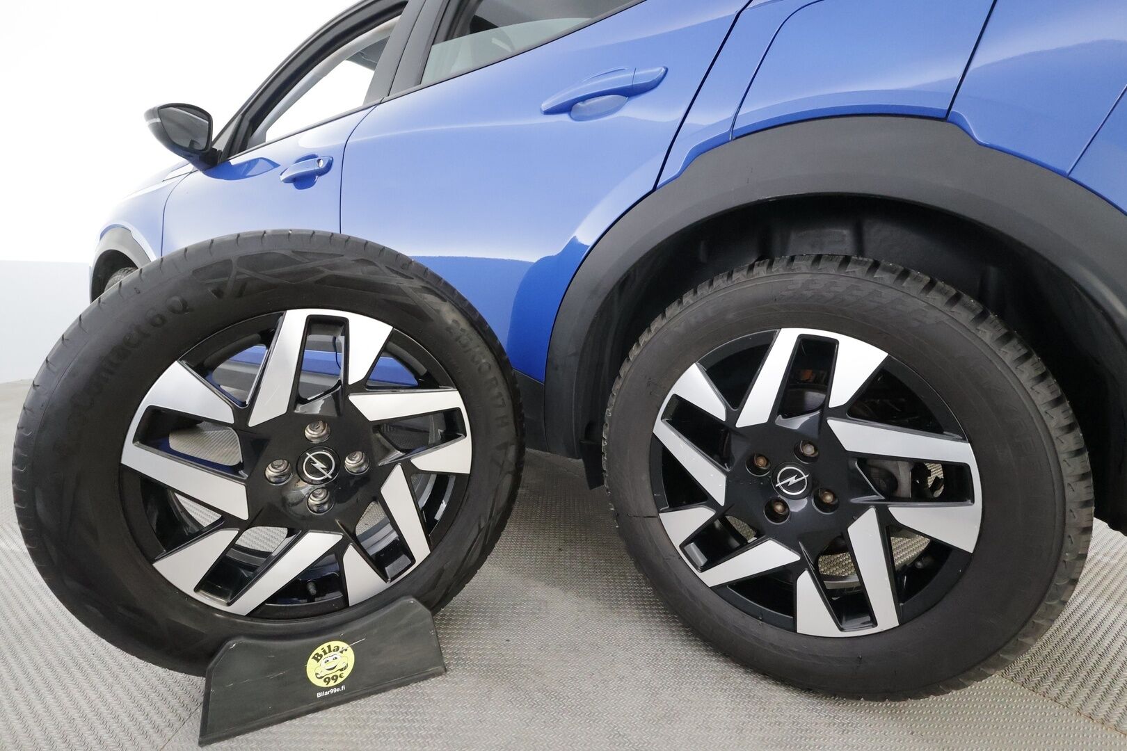 Opel MOKKA-E 2022 Innovation Plus 136 * ACC / LED / P.Kamera / Kaistavahti / Digimittaristo / Keyless * - Akku kuntotarkastettu / Suomi-auto / 2x Latauskaapelit / Kahdet renkaat aluvanteilla - HULLUT AVAJAISHULINAT KORKOTARJOUS 3,29 %