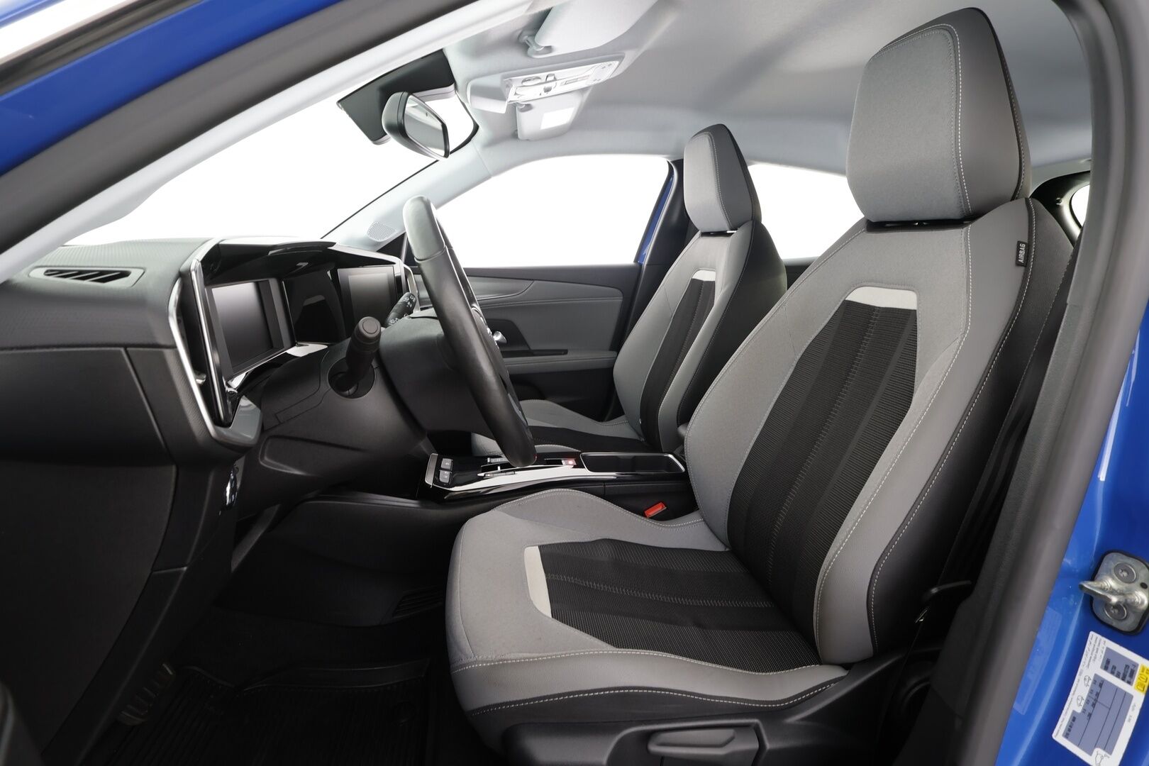 Opel MOKKA-E 2022 Innovation Plus 136 * ACC / LED / P.Kamera / Kaistavahti / Digimittaristo / Keyless * - Akku kuntotarkastettu / Suomi-auto / 2x Latauskaapelit / Kahdet renkaat aluvanteilla - HULLUT AVAJAISHULINAT KORKOTARJOUS 3,29 %