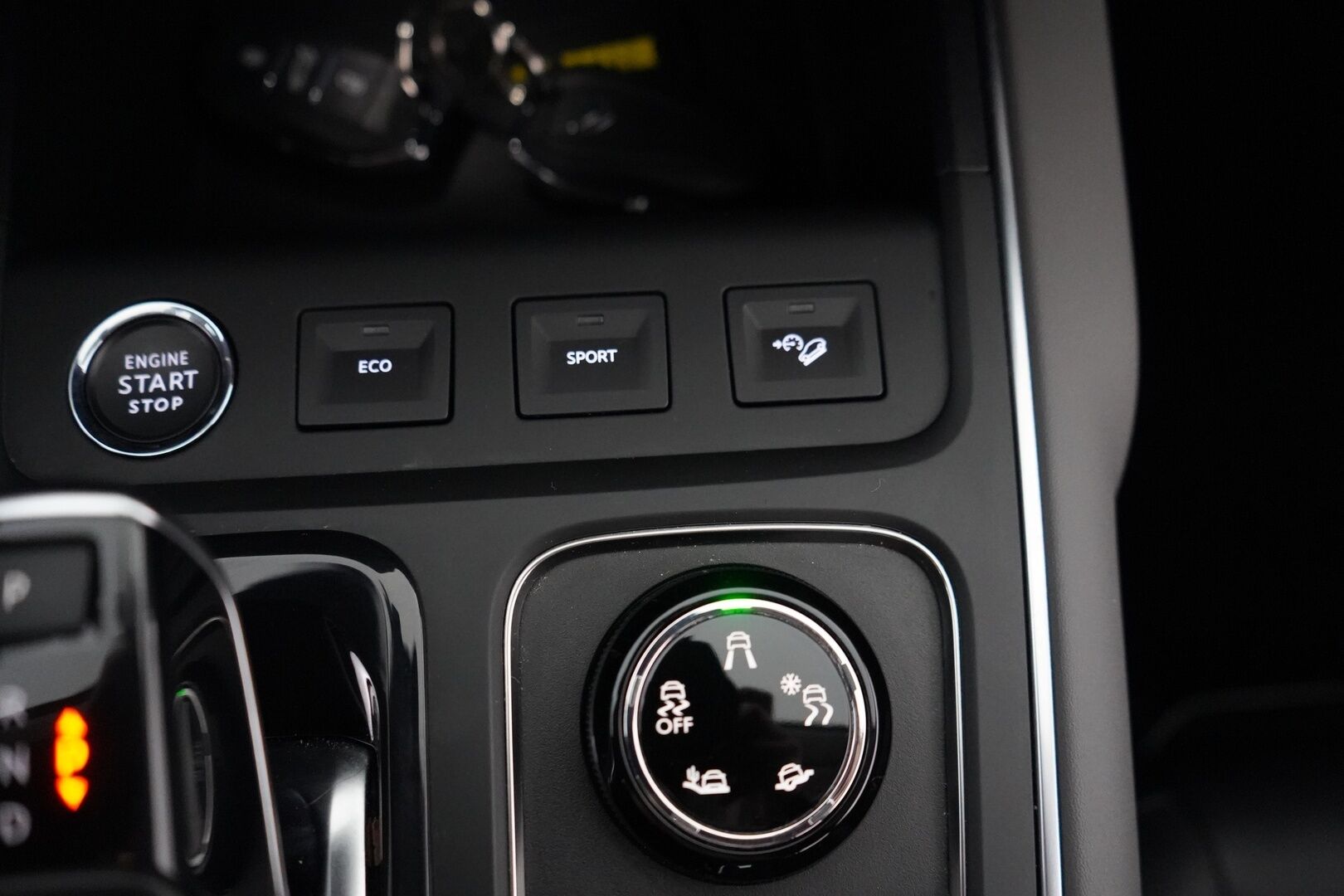 Citroen C5 Aircross 2022 PureTech 130 Comfort Selection EAT8  **360Kamera / Lämmitettävä tuulilasi /  Lohko / Vakkari / Alcantara / NAVI** - Merkkihuollettu / Kahdet renkaat alumiinivanteilla / Juuri katsastettu 