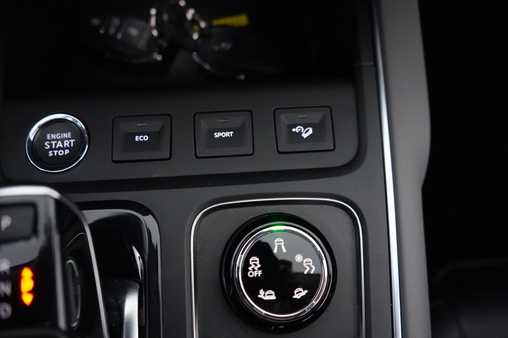 Citroen C5 Aircross 2022 PureTech 130 Comfort Selection EAT8  **360Kamera / Lämmitettävä tuulilasi /  Lohko / Vakkari / Alcantara / NAVI** - Merkkihuollettu / Kahdet renkaat alumiinivanteilla / Juuri katsastettu 