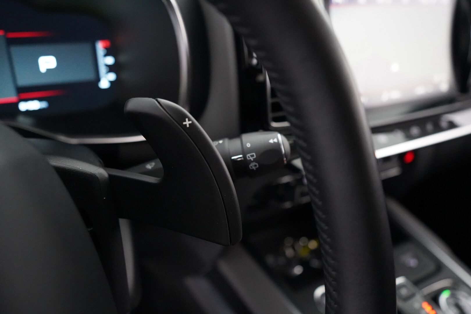 Citroen C5 Aircross 2022 PureTech 130 Comfort Selection EAT8  **360Kamera / Lämmitettävä tuulilasi /  Lohko / Vakkari / Alcantara / NAVI** - Merkkihuollettu / Kahdet renkaat alumiinivanteilla / Juuri katsastettu 