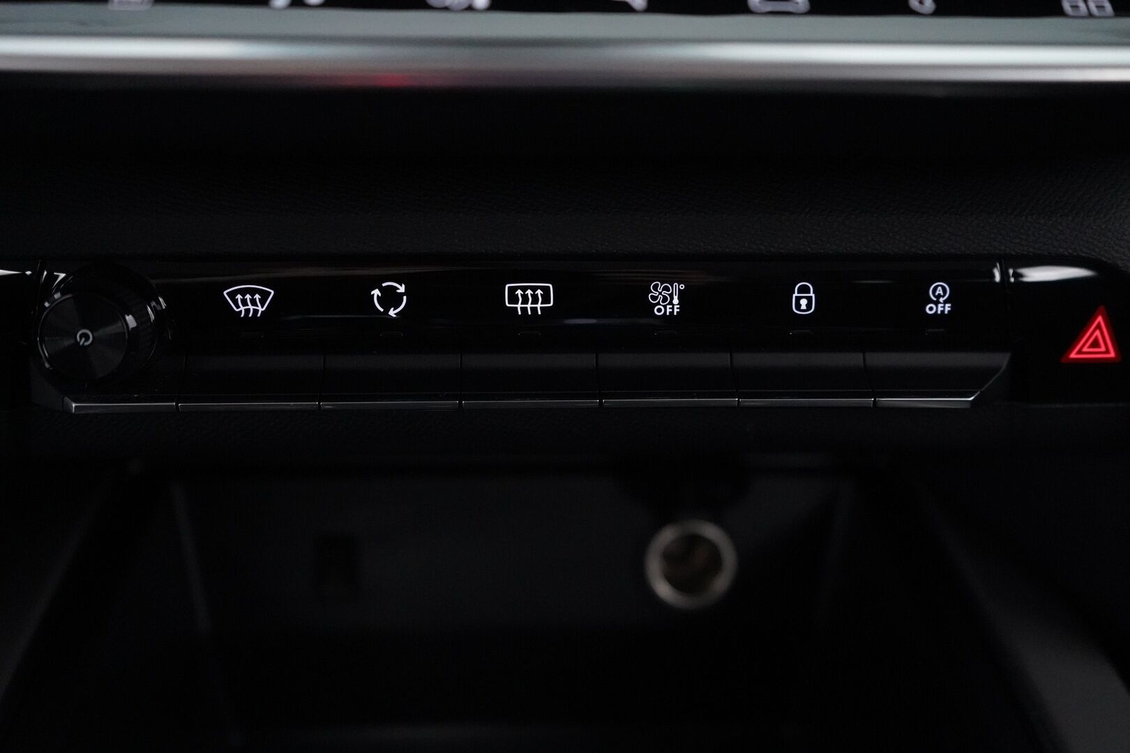 Citroen C5 Aircross 2022 PureTech 130 Comfort Selection EAT8  **360Kamera / Lämmitettävä tuulilasi /  Lohko / Vakkari / Alcantara / NAVI** - Merkkihuollettu / Kahdet renkaat alumiinivanteilla / Juuri katsastettu 