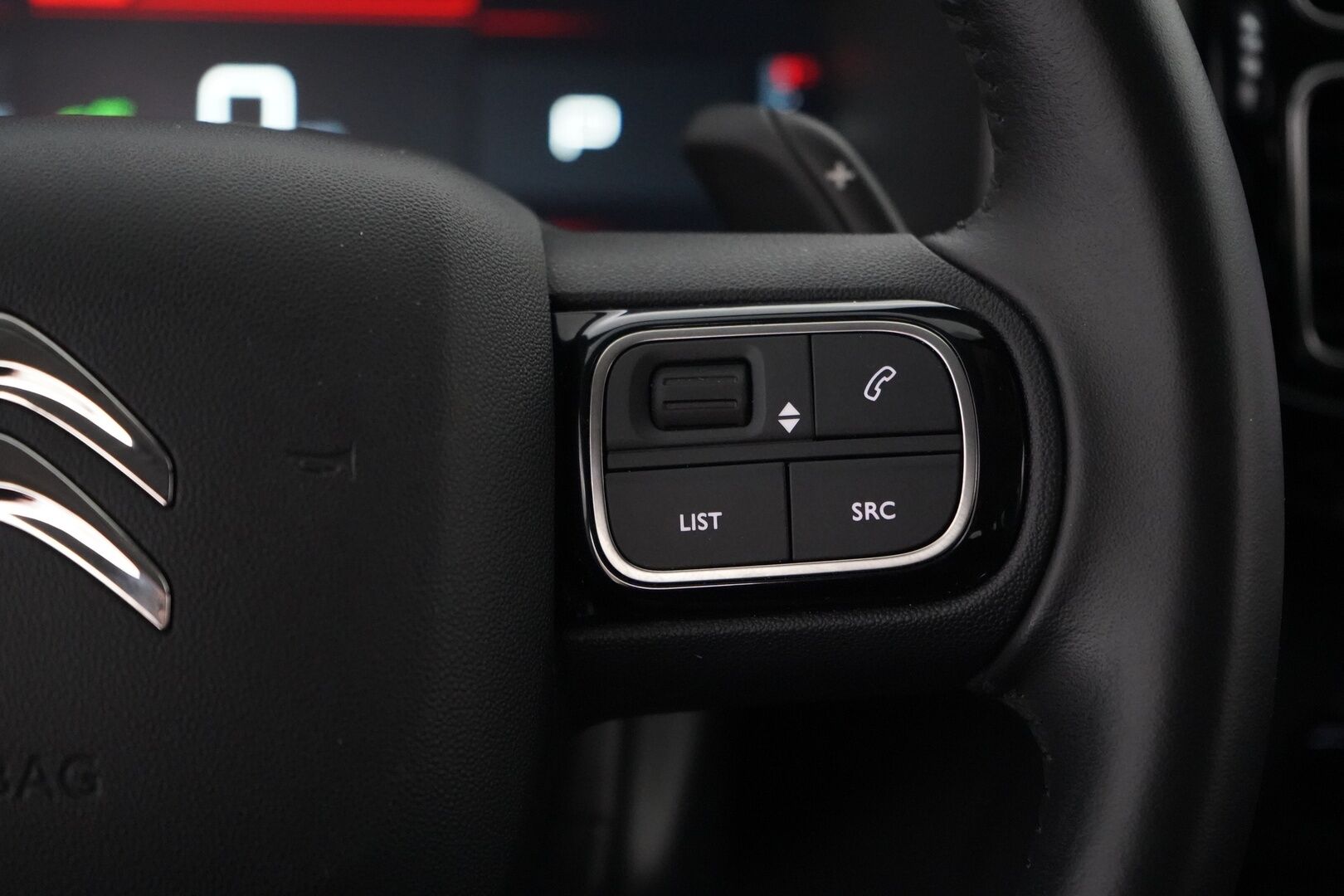 Citroen C5 Aircross 2022 PureTech 130 Comfort Selection EAT8  **360Kamera / Lämmitettävä tuulilasi /  Lohko / Vakkari / Alcantara / NAVI** - Merkkihuollettu / Kahdet renkaat alumiinivanteilla / Juuri katsastettu 