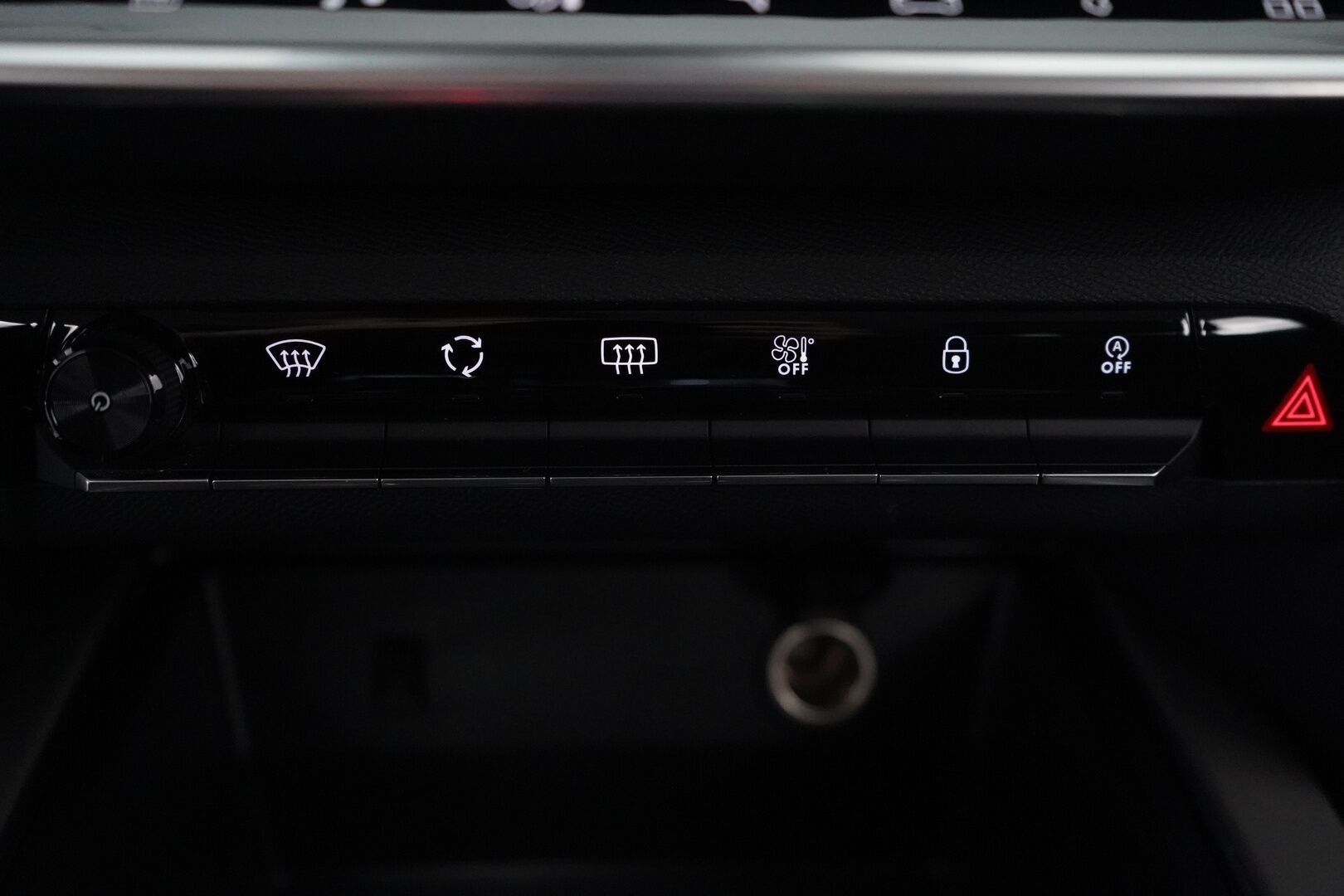 Citroen C5 Aircross 2022 PureTech 130 Comfort Selection EAT8  **360Kamera / Lämmitettävä tuulilasi /  Lohko / Vakkari / Alcantara / NAVI** - Merkkihuollettu / Kahdet renkaat alumiinivanteilla / Juuri katsastettu 