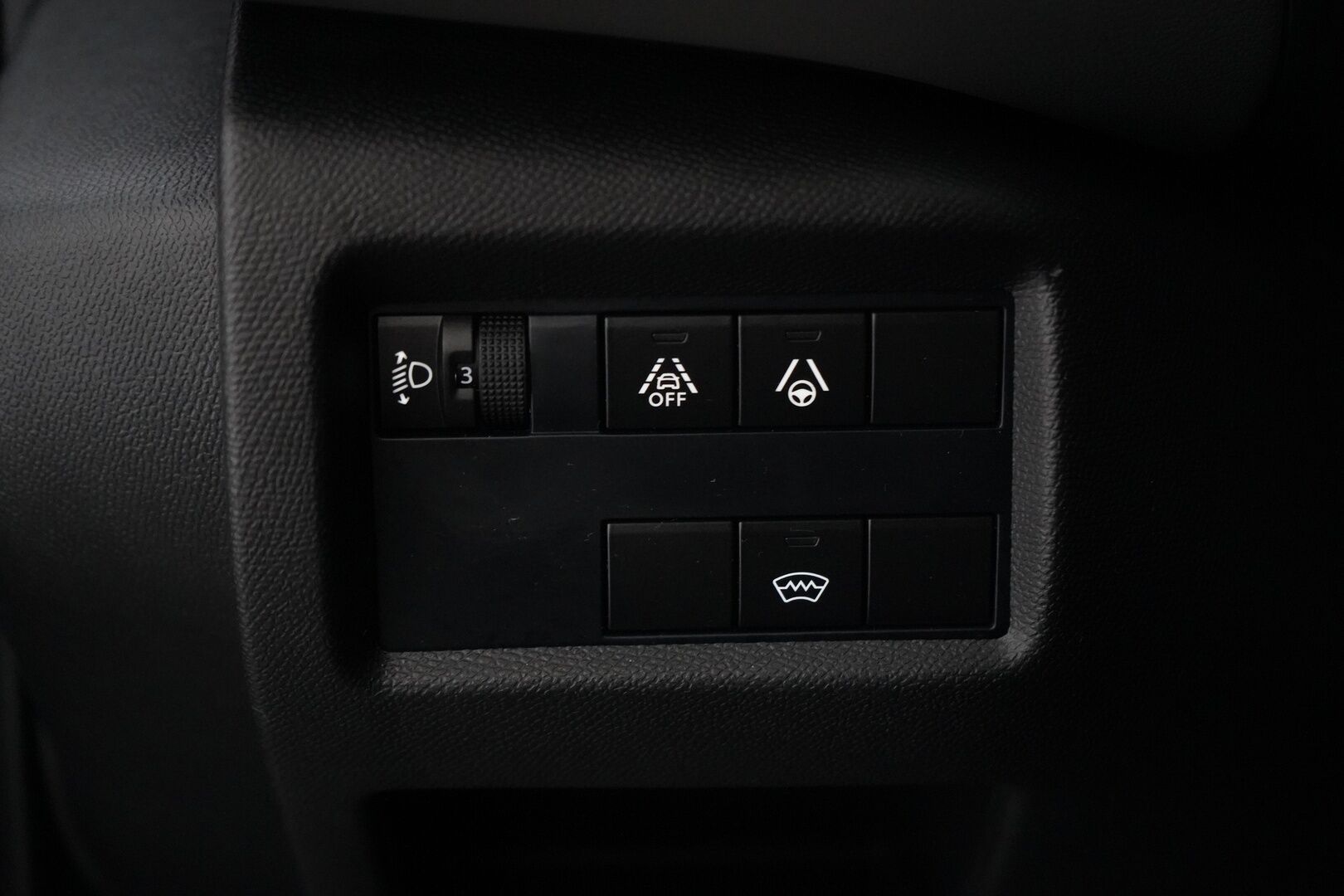 Citroen C5 Aircross 2022 PureTech 130 Comfort Selection EAT8  **360Kamera / Lämmitettävä tuulilasi /  Lohko / Vakkari / Alcantara / NAVI** - Merkkihuollettu / Kahdet renkaat alumiinivanteilla / Juuri katsastettu 