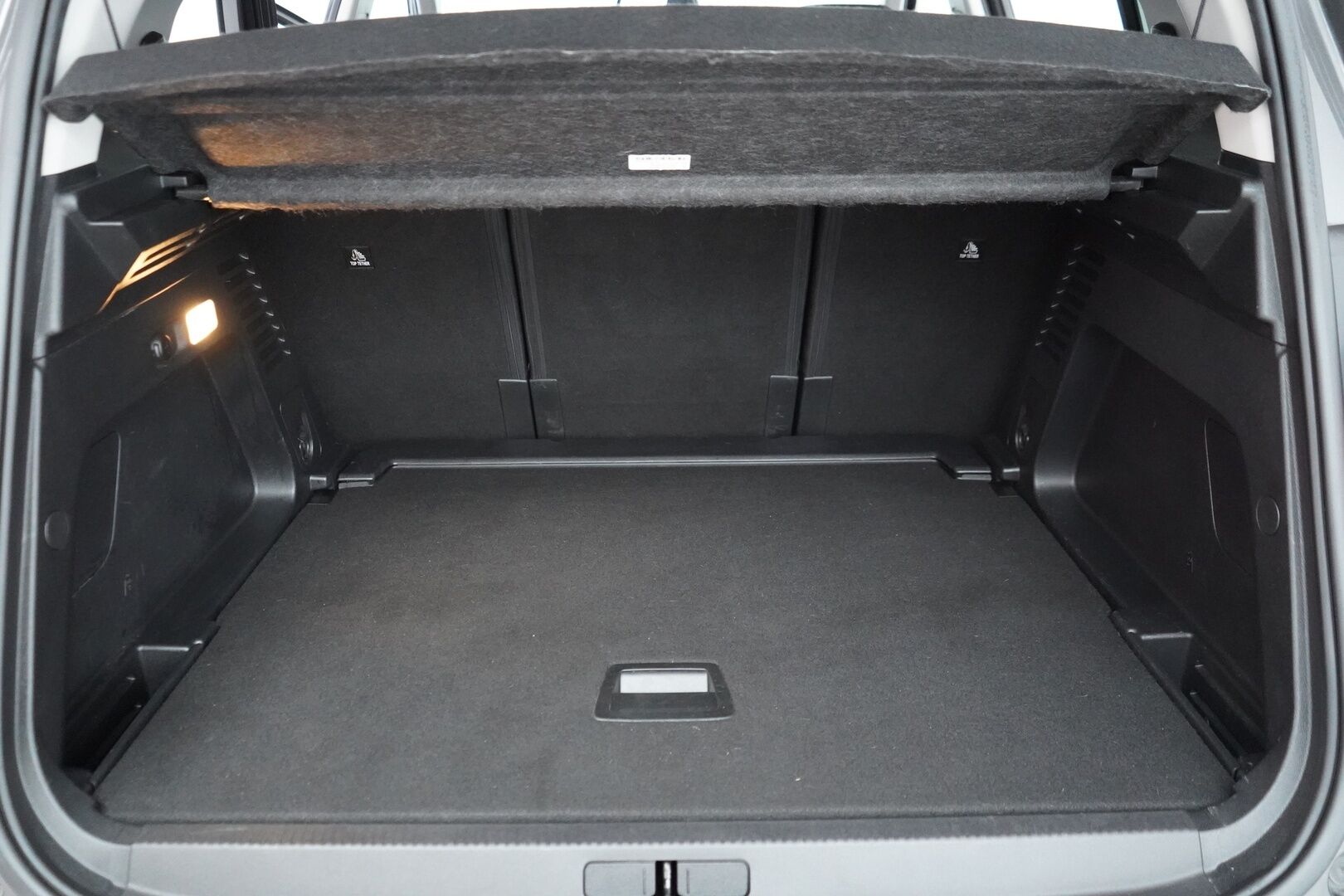 Citroen C5 Aircross 2022 PureTech 130 Comfort Selection EAT8  **360Kamera / Lämmitettävä tuulilasi /  Lohko / Vakkari / Alcantara / NAVI** - Merkkihuollettu / Kahdet renkaat alumiinivanteilla / Juuri katsastettu 