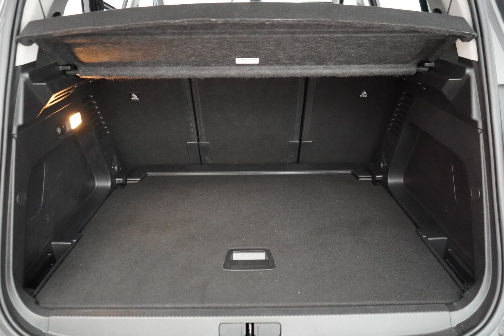 Citroen C5 Aircross 2022 PureTech 130 Comfort Selection EAT8  **360Kamera / Lämmitettävä tuulilasi /  Lohko / Vakkari / Alcantara / NAVI** - Merkkihuollettu / Kahdet renkaat alumiinivanteilla / Juuri katsastettu 