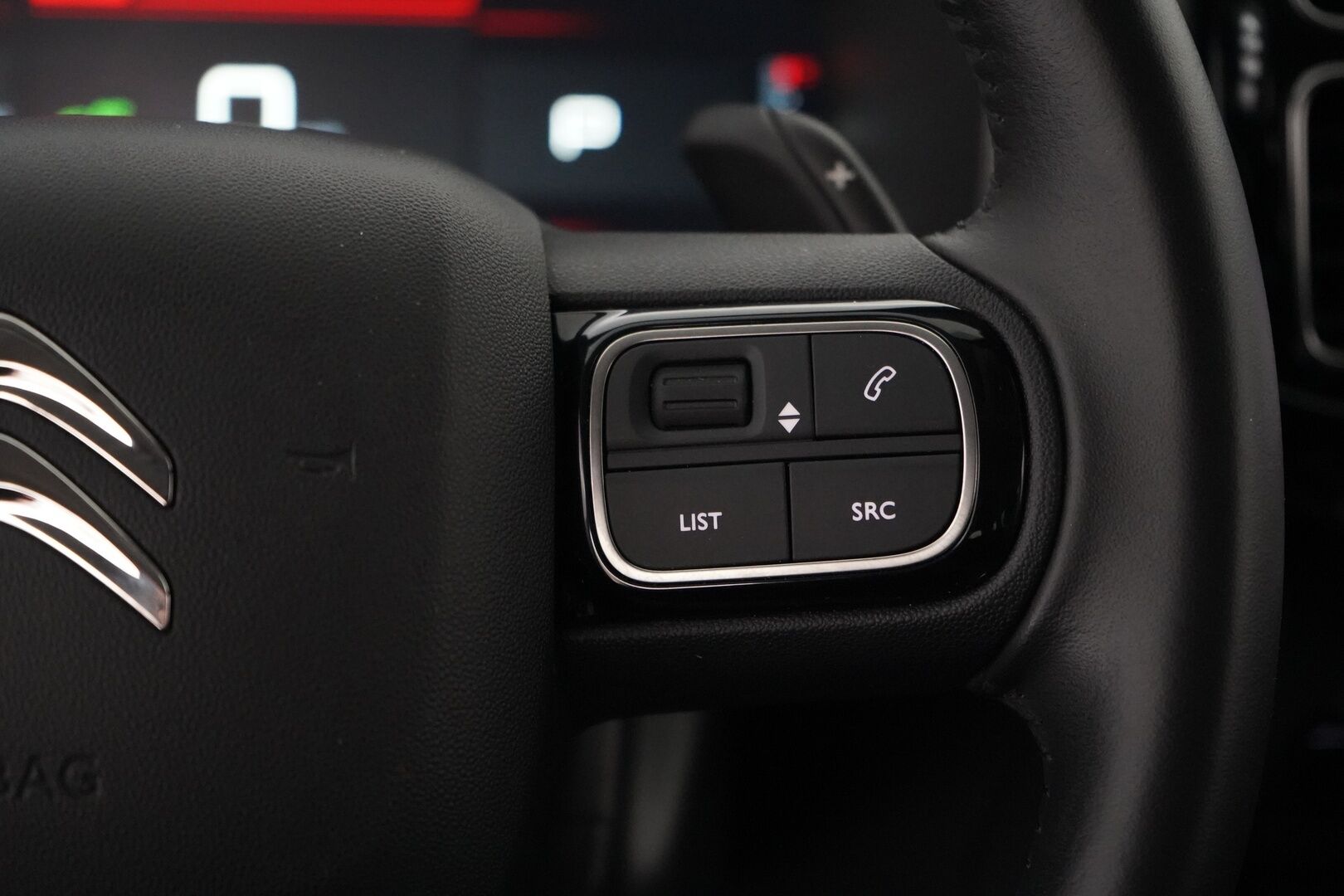 Citroen C5 Aircross 2022 PureTech 130 Comfort Selection EAT8  **360Kamera / Lämmitettävä tuulilasi /  Lohko / Vakkari / Alcantara / NAVI** - Merkkihuollettu / Kahdet renkaat alumiinivanteilla / Juuri katsastettu 