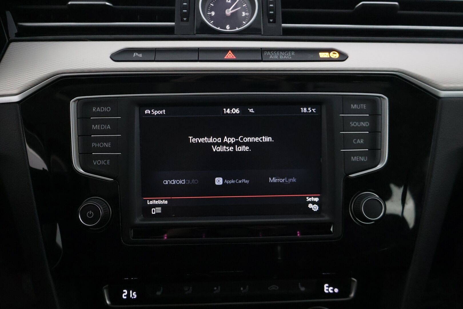 VOLKSWAGEN PASSAT 2016 13kwh,Variant GTE Plug-In Hybrid 160 kW DSG-aut - | Akku vaihdettu suurempaan 13kwh akkuun | SOH 99% | Adapt.vakkari | Vetokoukku | Webasto | Peruutuskamera |