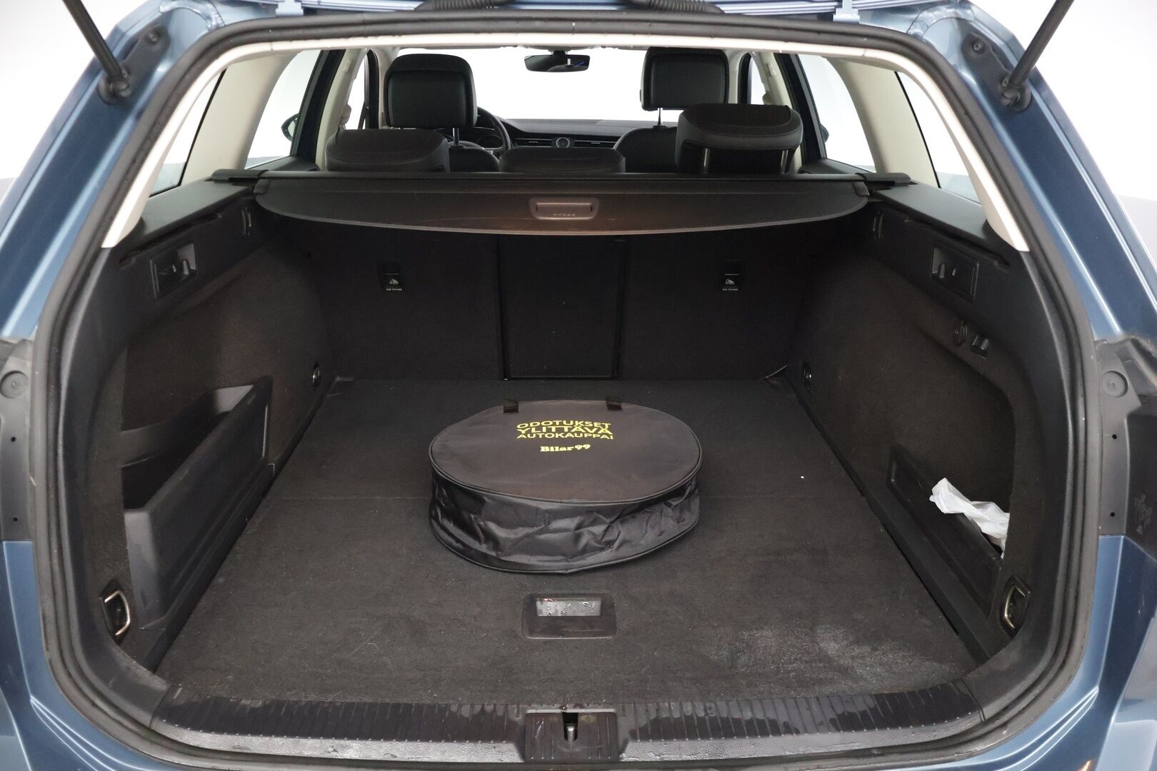VOLKSWAGEN PASSAT 2016 13kwh,Variant GTE Plug-In Hybrid 160 kW DSG-aut - | Akku vaihdettu suurempaan 13kwh akkuun | SOH 99% | Adapt.vakkari | Vetokoukku | Webasto | Peruutuskamera |