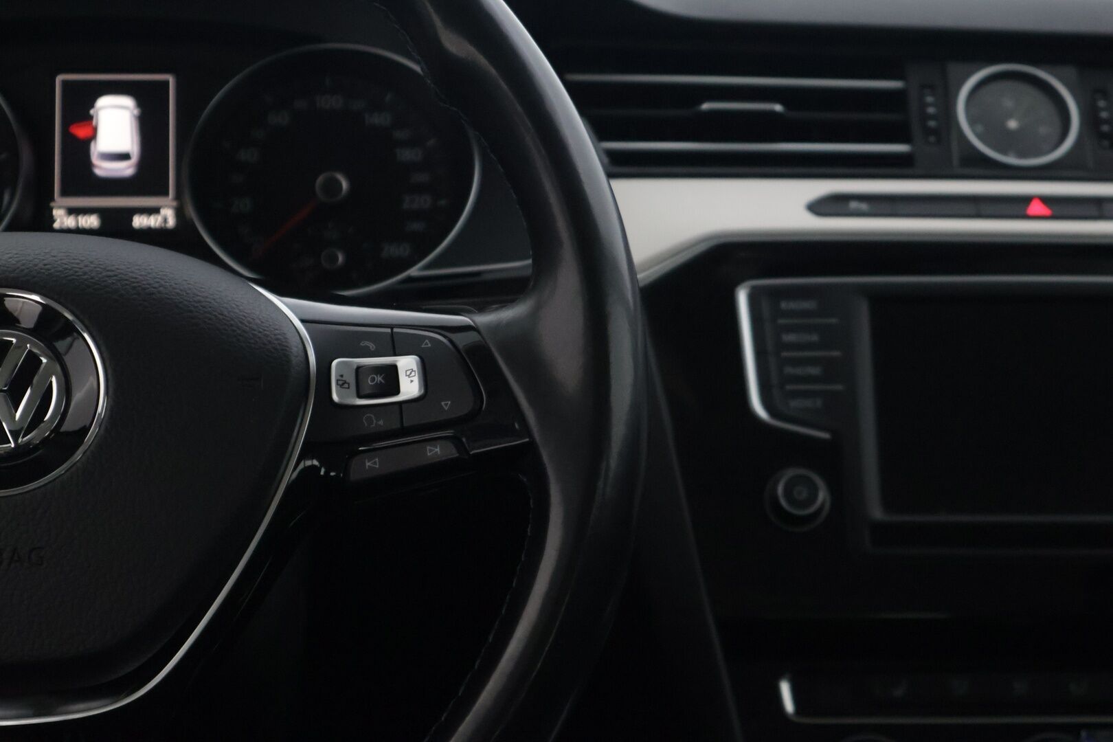 VOLKSWAGEN PASSAT 2016 13kwh,Variant GTE Plug-In Hybrid 160 kW DSG-aut *Adapt.vakkari / Vetokoukku / Webasto / Peruutuskamera* - * Akku vaihdettu suurempaan 13kwh akkuun, kuitit löytyy / jakopää vaihdettu 164tkm kohdalla 2022* - HULLUT AVAJAISHULINAT KORKOTARJOUS 3,29 %