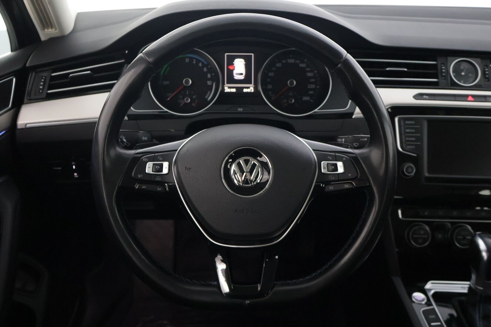VOLKSWAGEN PASSAT 2016 13kwh,Variant GTE Plug-In Hybrid 160 kW DSG-aut - | Akku vaihdettu suurempaan 13kwh akkuun | SOH 99% | Adapt.vakkari | Vetokoukku | Webasto | Peruutuskamera |