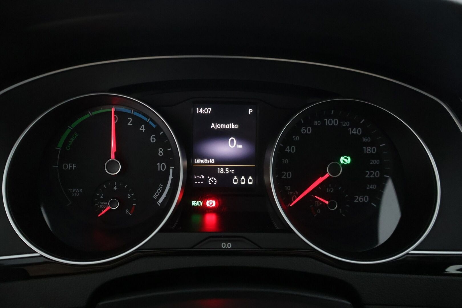 VOLKSWAGEN PASSAT 2016 13kwh,Variant GTE Plug-In Hybrid 160 kW DSG-aut - | Akku vaihdettu suurempaan 13kwh akkuun | SOH 99% | Adapt.vakkari | Vetokoukku | Webasto | Peruutuskamera |