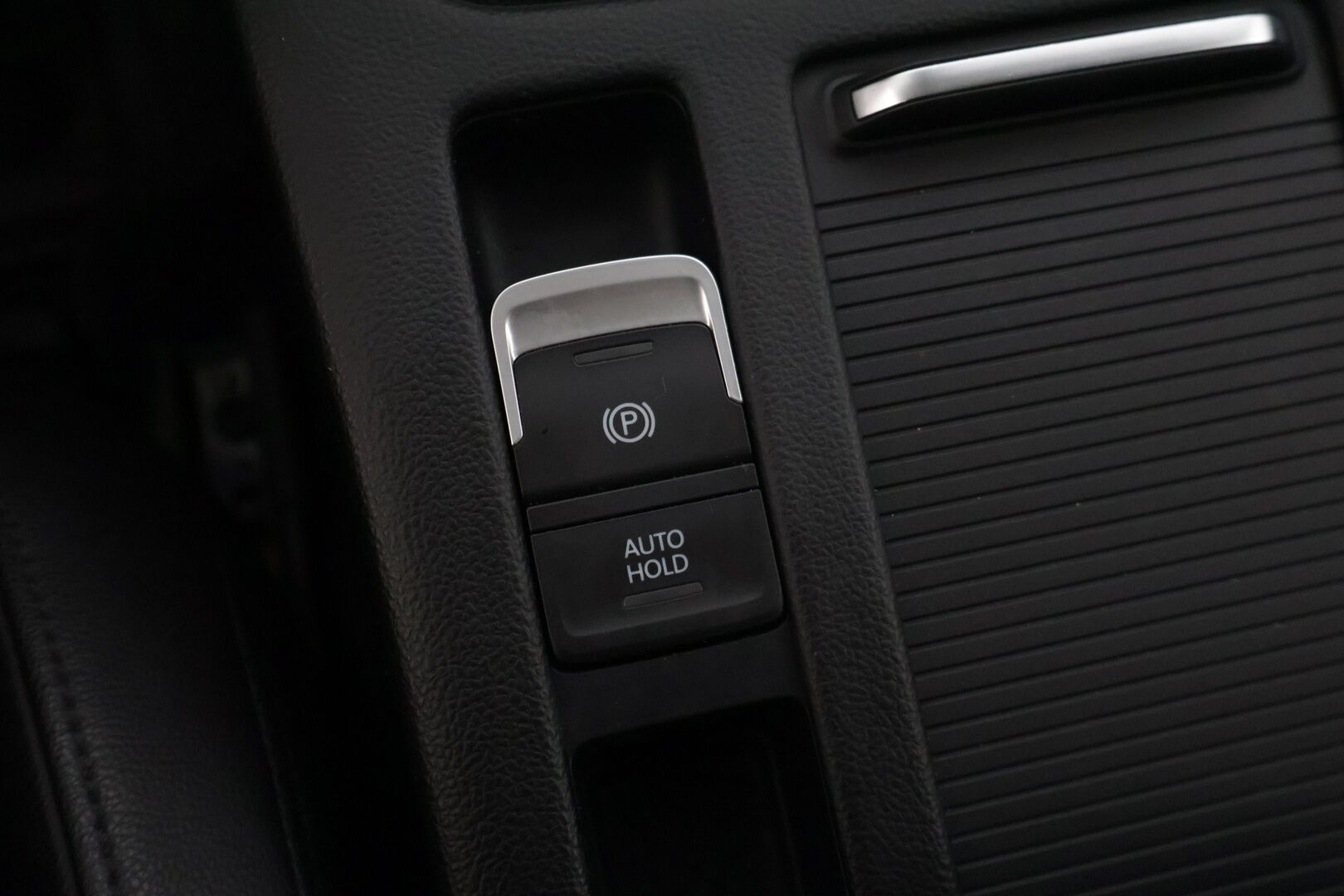 VOLKSWAGEN PASSAT 2016 13kwh,Variant GTE Plug-In Hybrid 160 kW DSG-aut *Adapt.vakkari / Vetokoukku / Webasto / Peruutuskamera* - * Akku vaihdettu suurempaan 13kwh akkuun, kuitit löytyy / jakopää vaihdettu 164tkm kohdalla 2022* - HULLUT AVAJAISHULINAT KORKOTARJOUS 3,29 %