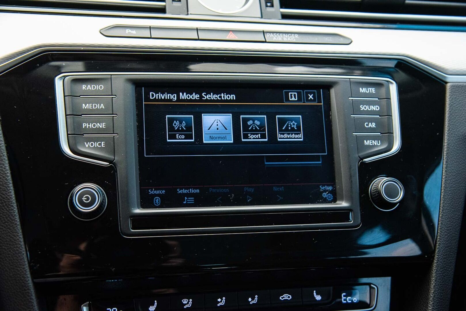 VOLKSWAGEN PASSAT 2016 13kwh,Variant GTE Plug-In Hybrid 160 kW DSG-aut *Vetokoukku / Webasto / Peruutuskamera* - * Akku vaihdettu suurempaan 13kwh akkuun, kuitit löytyy *