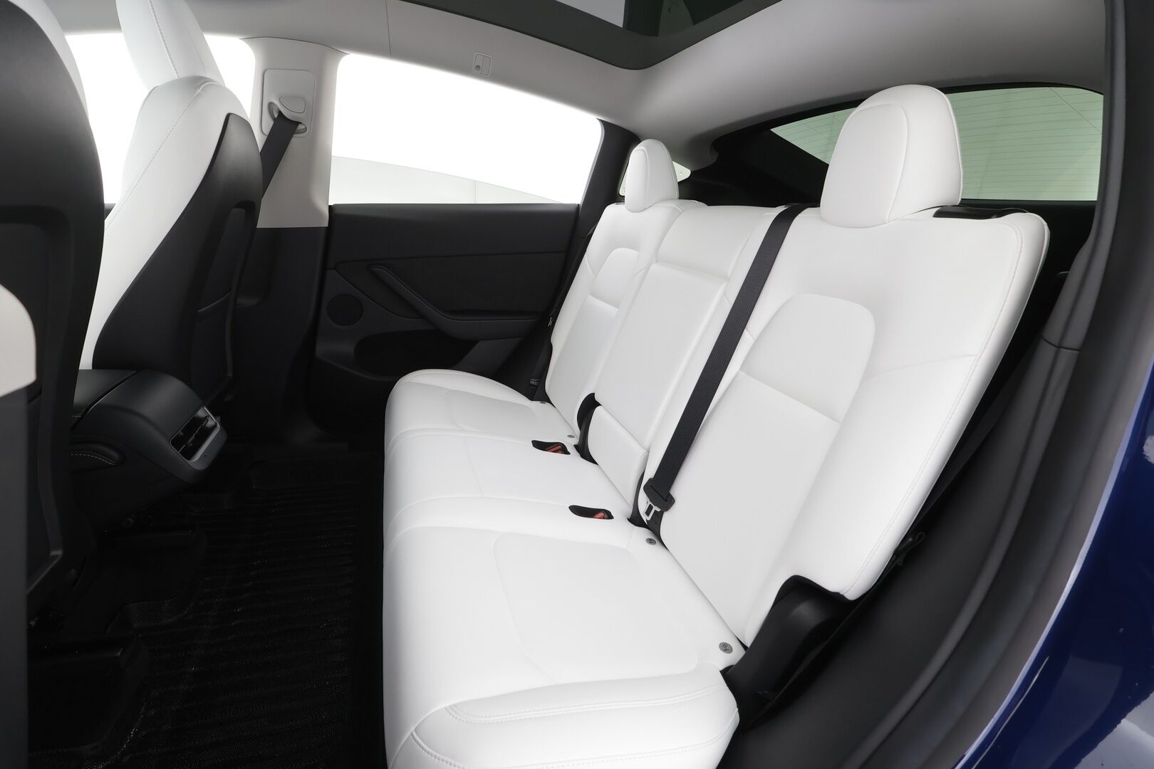 Tesla Model Y 2022 Long Range - | ILP | Koukku | Lasikatto | ACC | Matrix-LED | P.Kamera | Muistipenkki | Premium Audio | Kaistavahti | Navi | Keyless | Suomi-auto |