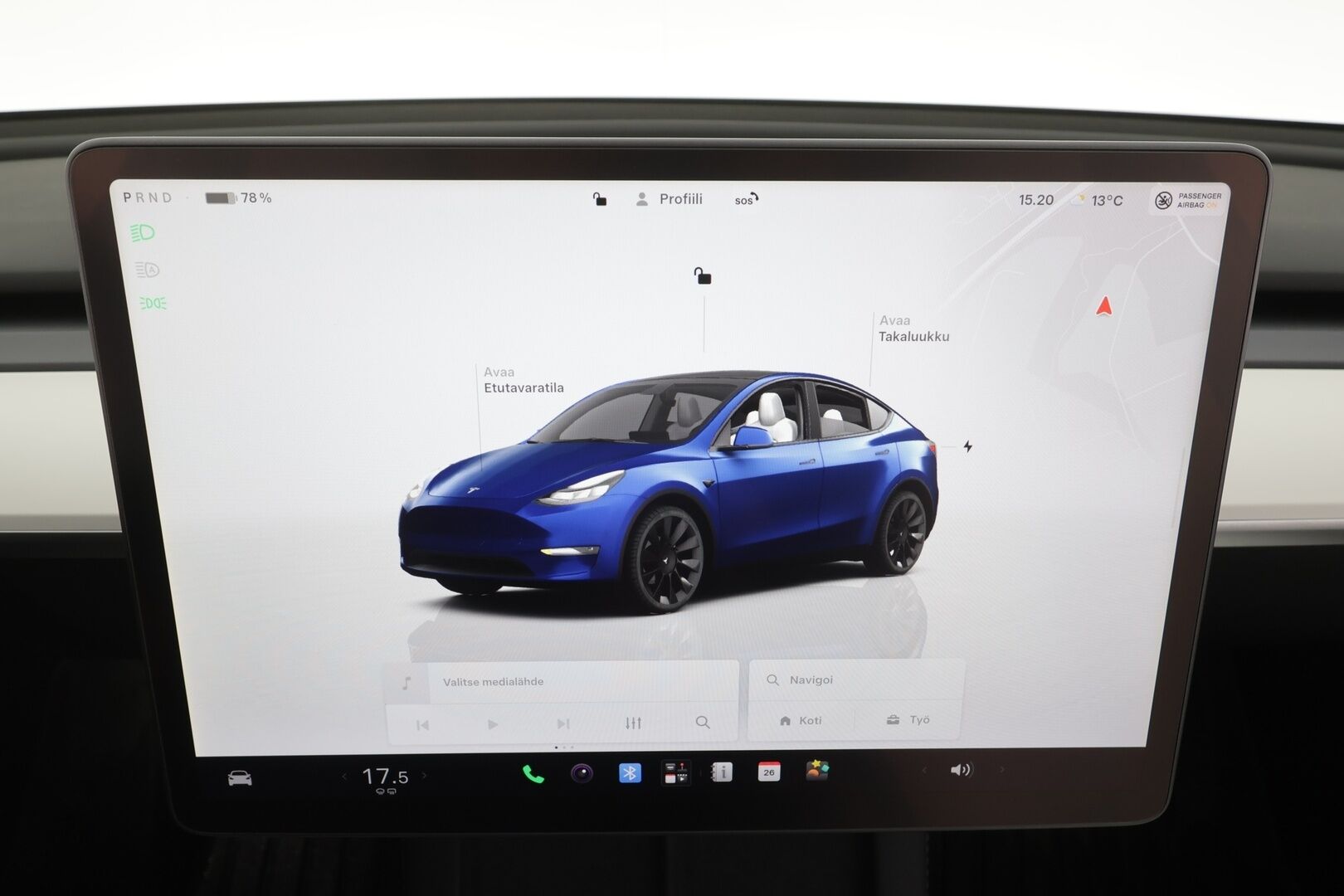 Tesla Model Y 2022 Long Range - | ILP | Koukku | Lasikatto | ACC | Matrix-LED | P.Kamera | Muistipenkki | Premium Audio | Kaistavahti | Navi | Keyless | Suomi-auto |