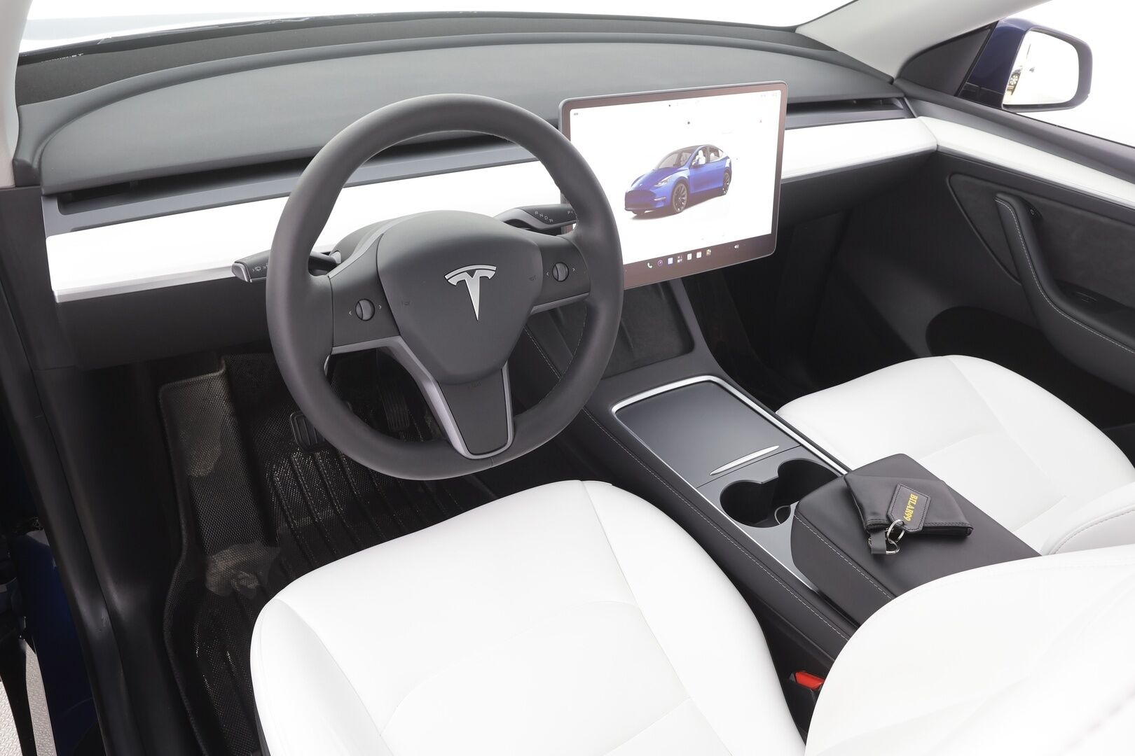 Tesla Model Y 2022 Long Range - | ILP | Koukku | Lasikatto | ACC | Matrix-LED | P.Kamera | Muistipenkki | Premium Audio | Kaistavahti | Navi | Keyless | Suomi-auto |