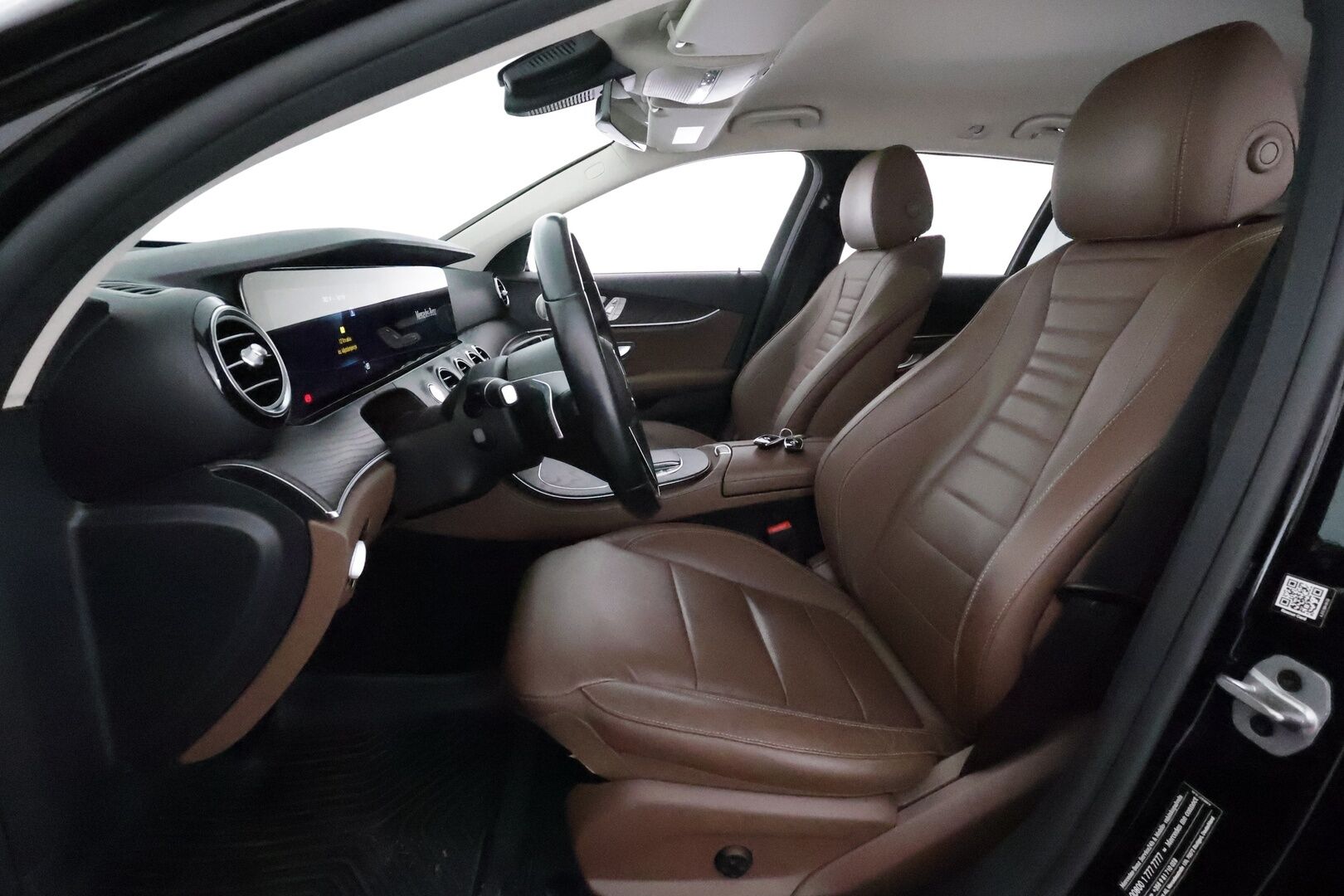 Mercedes-Benz E 2022 200 d T A Business Avantgarde *Burmester / Muistipenkit / Vakkari / Multibeam / 360° / Widescreen / KeylessGo* - Suomi-auto / Kahdet renkaat aluvanteilla