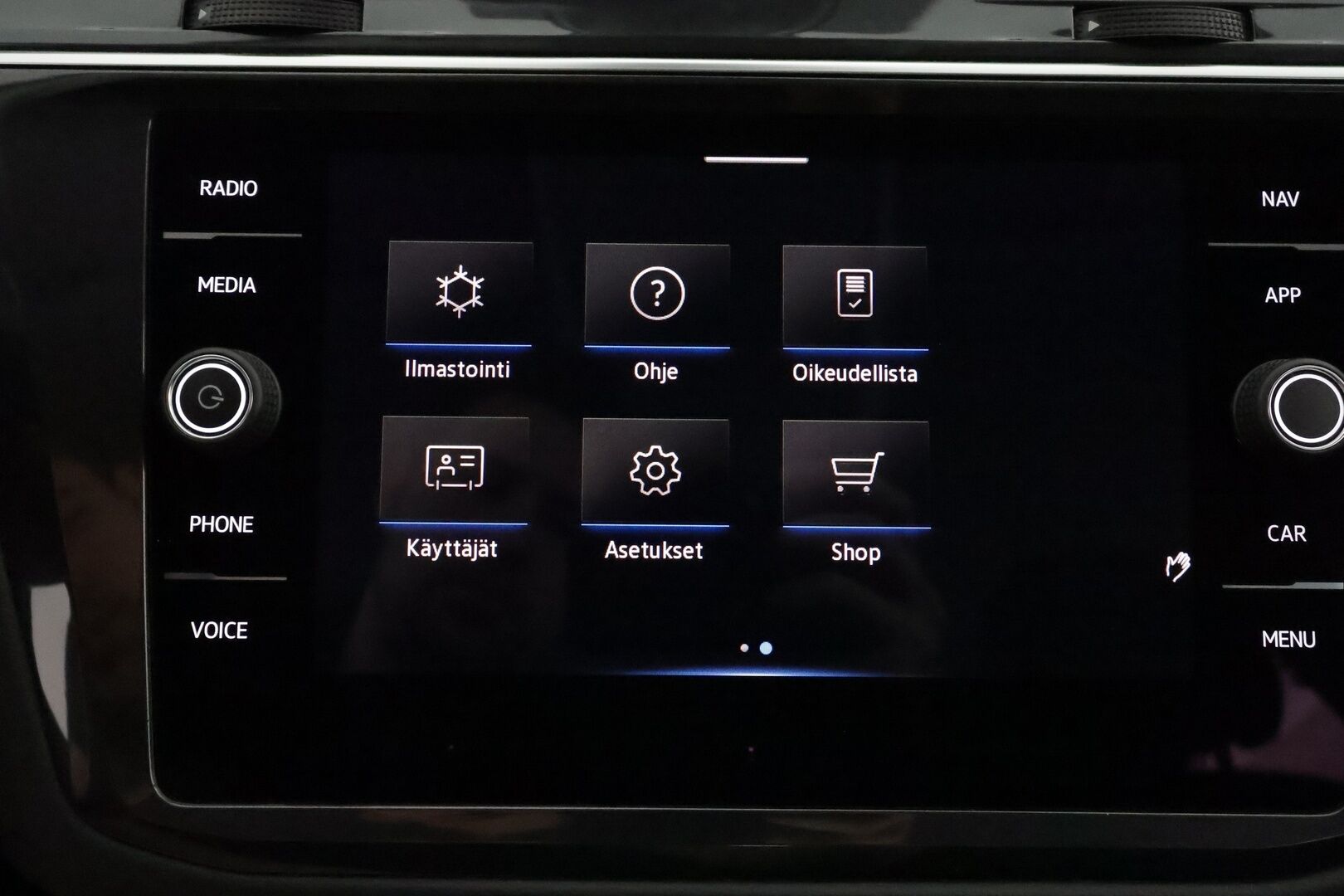 Volkswagen Tiguan 2022 Comfort 2,0 TDI SCR 110 kW DSG **Webasto / Koukku / Adapt.Vakkari / LED-valot / P.Tutkat / Sporttipenkit / Kaistavahti** - 1-om Suomi-auto / Kahdet Renkaat