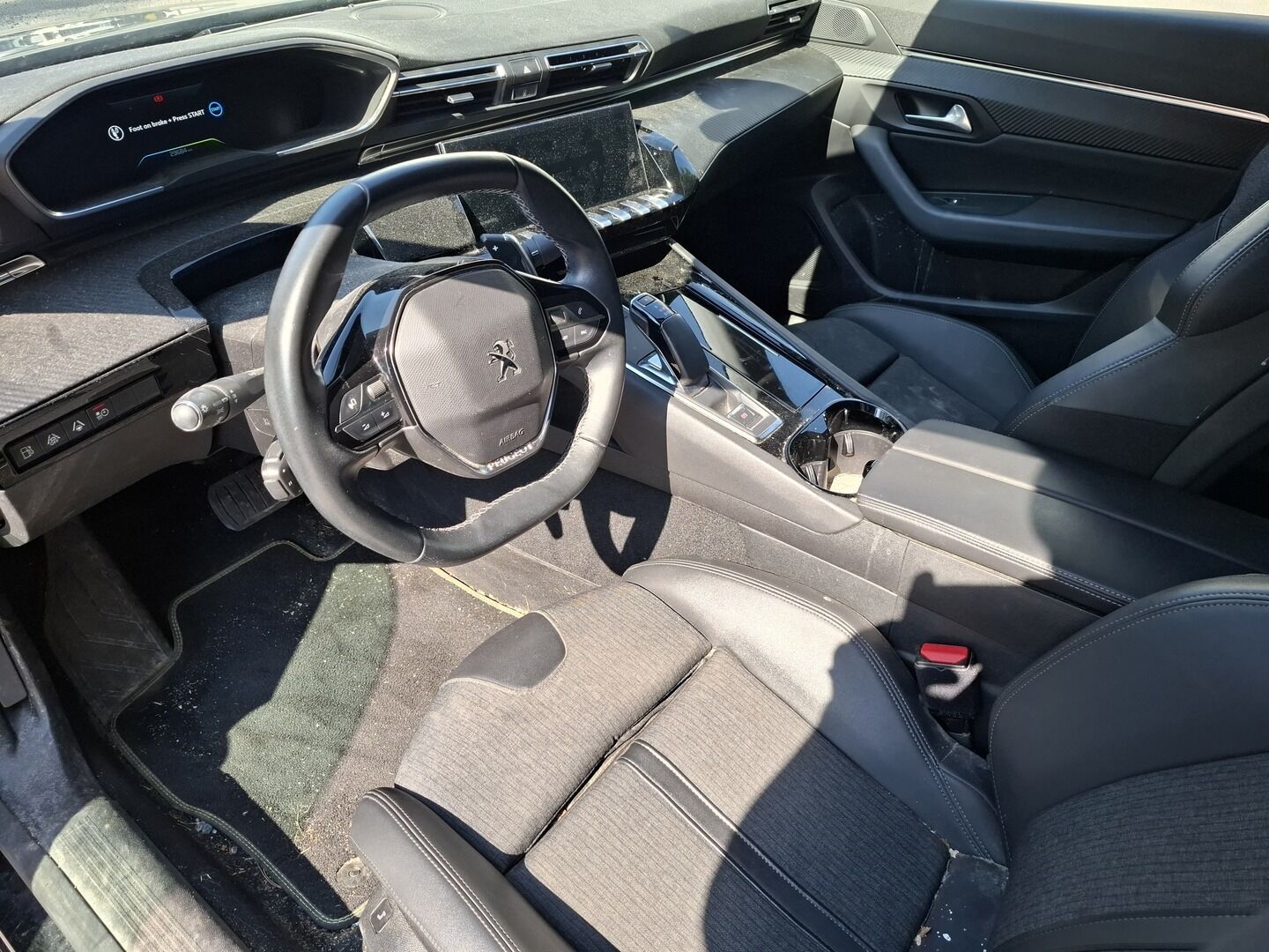 Peugeot 508 2023 Allure Pack Hybrid 225 EAT8-aut **Full LED / P.kamera / Sporttiset puolinahat / TULOSSA - 3,99 % KORKOTARJOUS TÄHÄN AUTOON - 