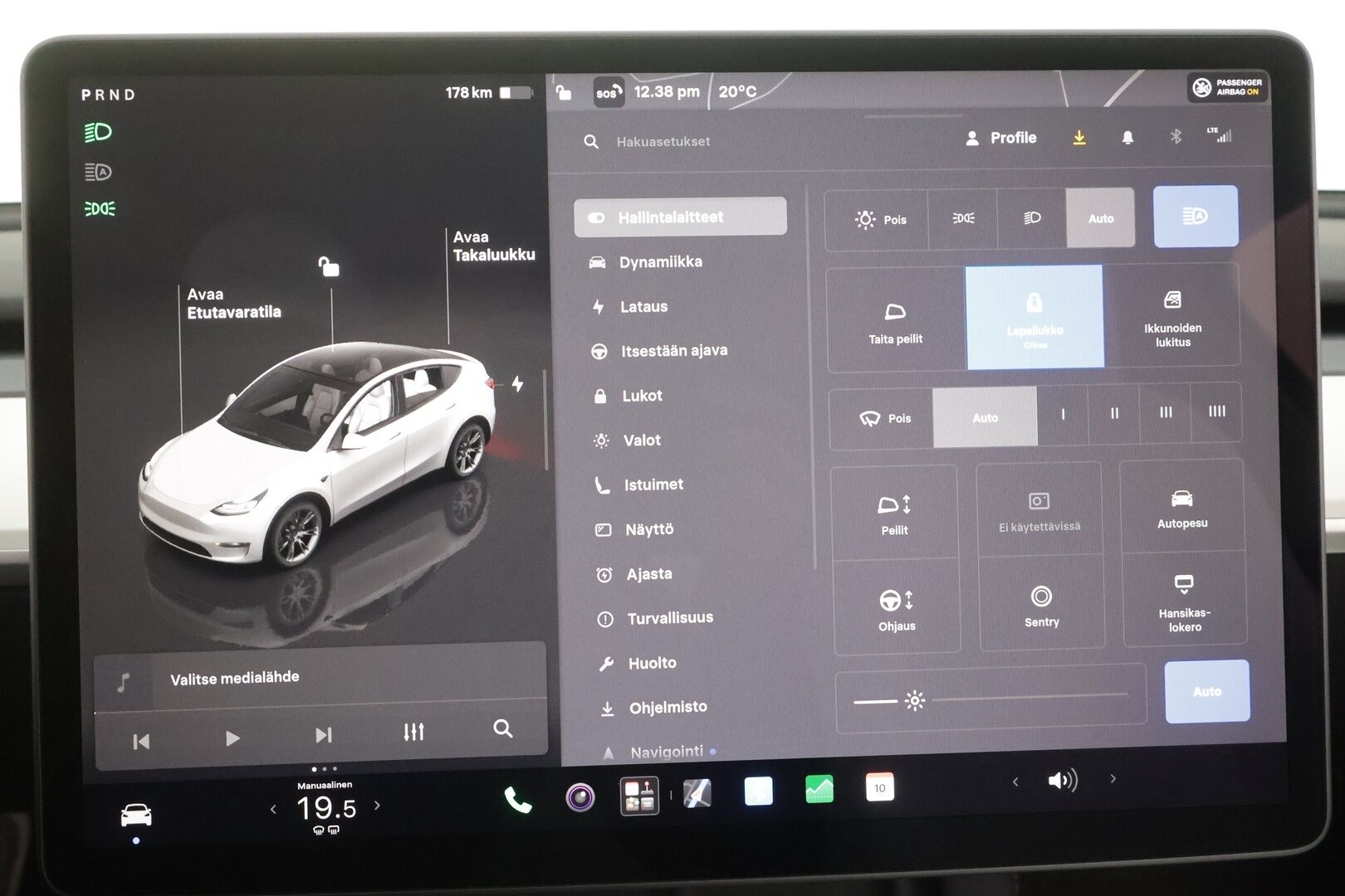 Tesla Model Y 2023 Long Range - | ACC | ILP | Koukku | Valkoiset nahat | Ryzen | Premium Audio | Lasikatto | Muistipenkki | P.kamera ja tutkat | 1-om suomiauto | 2x alut |