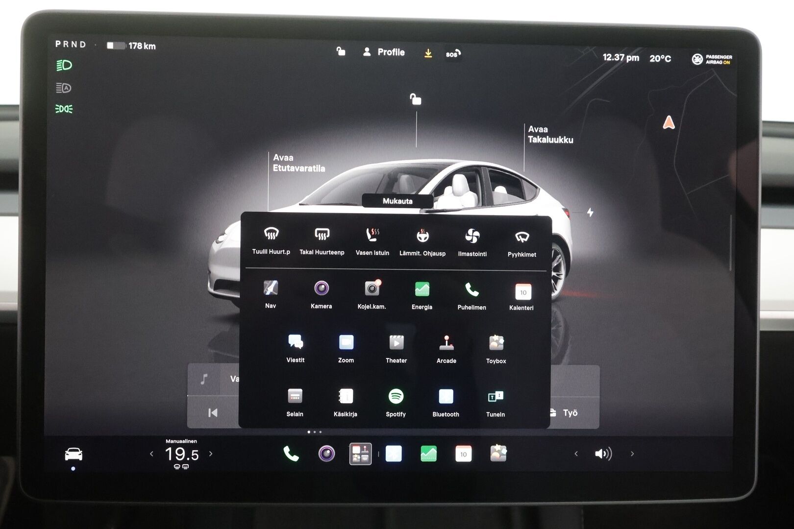 Tesla Model Y 2023 Long Range - | ACC | ILP | Koukku | Valkoiset nahat | Ryzen | Premium Audio | Lasikatto | Muistipenkki | P.kamera ja tutkat | 1-om suomiauto | 2x alut |