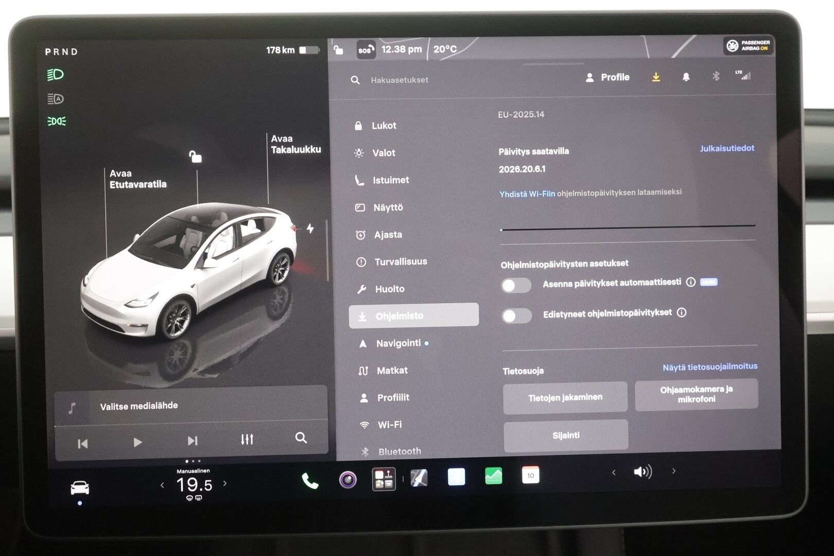 Tesla Model Y 2023 Long Range - | ACC | ILP | Koukku | Valkoiset nahat | Ryzen | Premium Audio | Lasikatto | Muistipenkki | P.kamera ja tutkat | 1-om suomiauto | 2x alut |