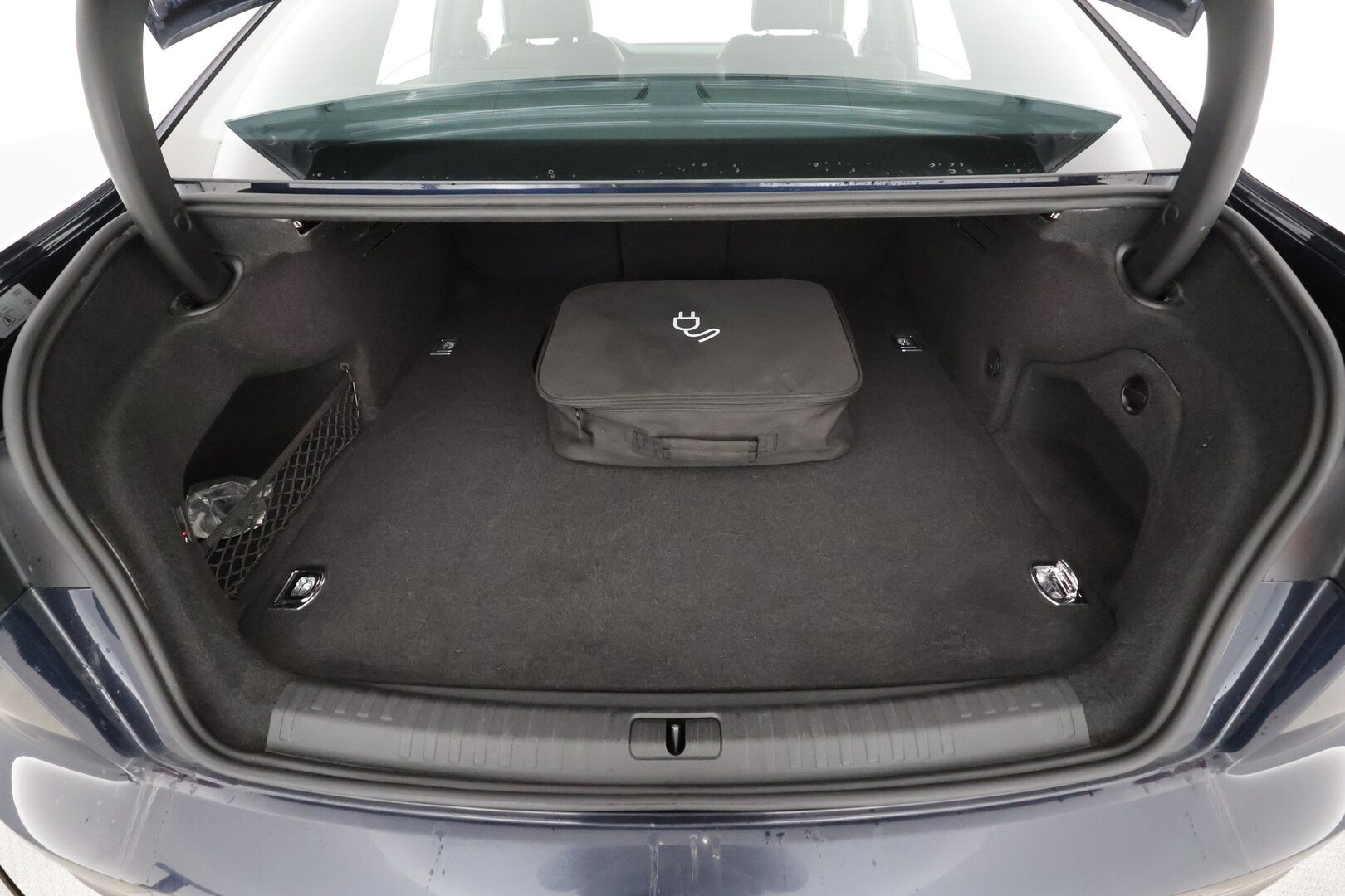 Audi A6 2023 Business Sport 50 TFSI e quattro S-Line * Vakkari / P.kamera / Matrix LED / Navi / Sporttipenkit / Koukku * - 1.Om Suomi-auto / Kahdet renkaat aluvanteilla / Merkkihuollettu - Osta nyt, maksa vasta ensi vuonna