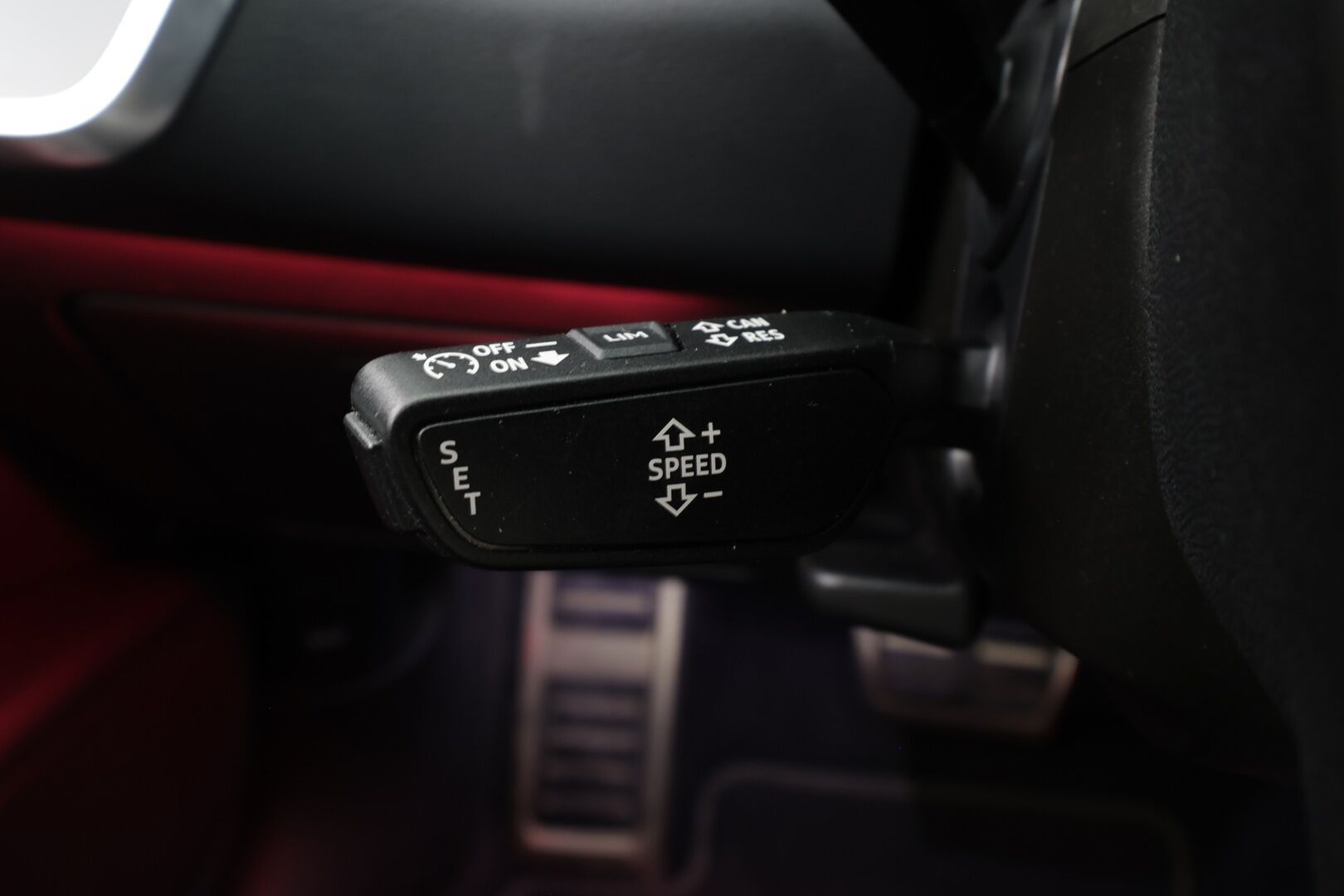 Audi A6 2023 Business Sport 50 TFSI e quattro S-Line * Vakkari / P.kamera / Matrix LED / Navi / Sporttipenkit / Koukku * - 1.Om Suomi-auto / Kahdet renkaat aluvanteilla / Merkkihuollettu - Osta nyt, maksa vasta ensi vuonna