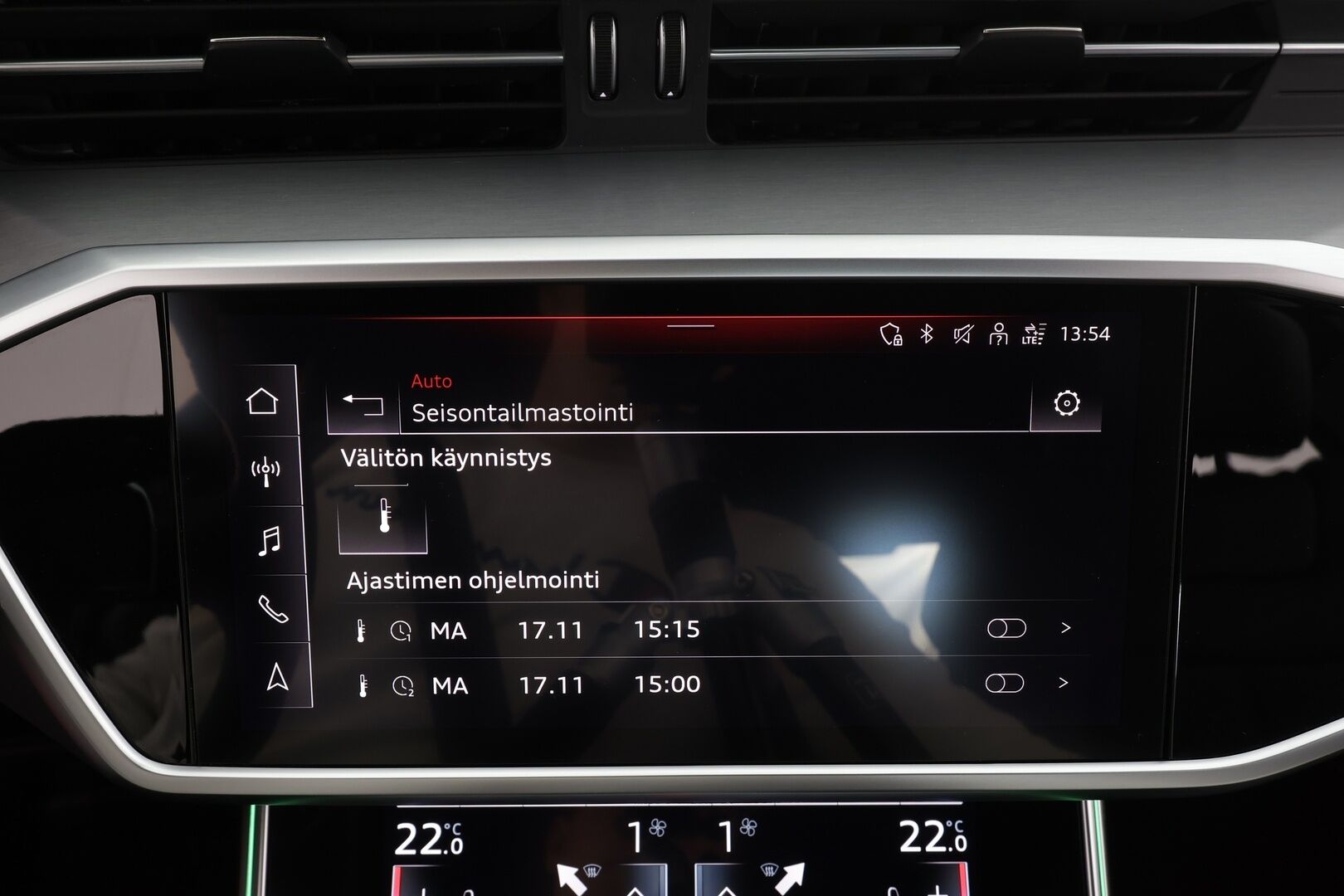 Audi A6 2023 Business Sport 50 TFSI e quattro S-Line * Vakkari / P.kamera / Matrix LED / Navi / Sporttipenkit / Koukku * - 1.Om Suomi-auto / Kahdet renkaat aluvanteilla / Merkkihuollettu - Osta nyt, maksa vasta ensi vuonna