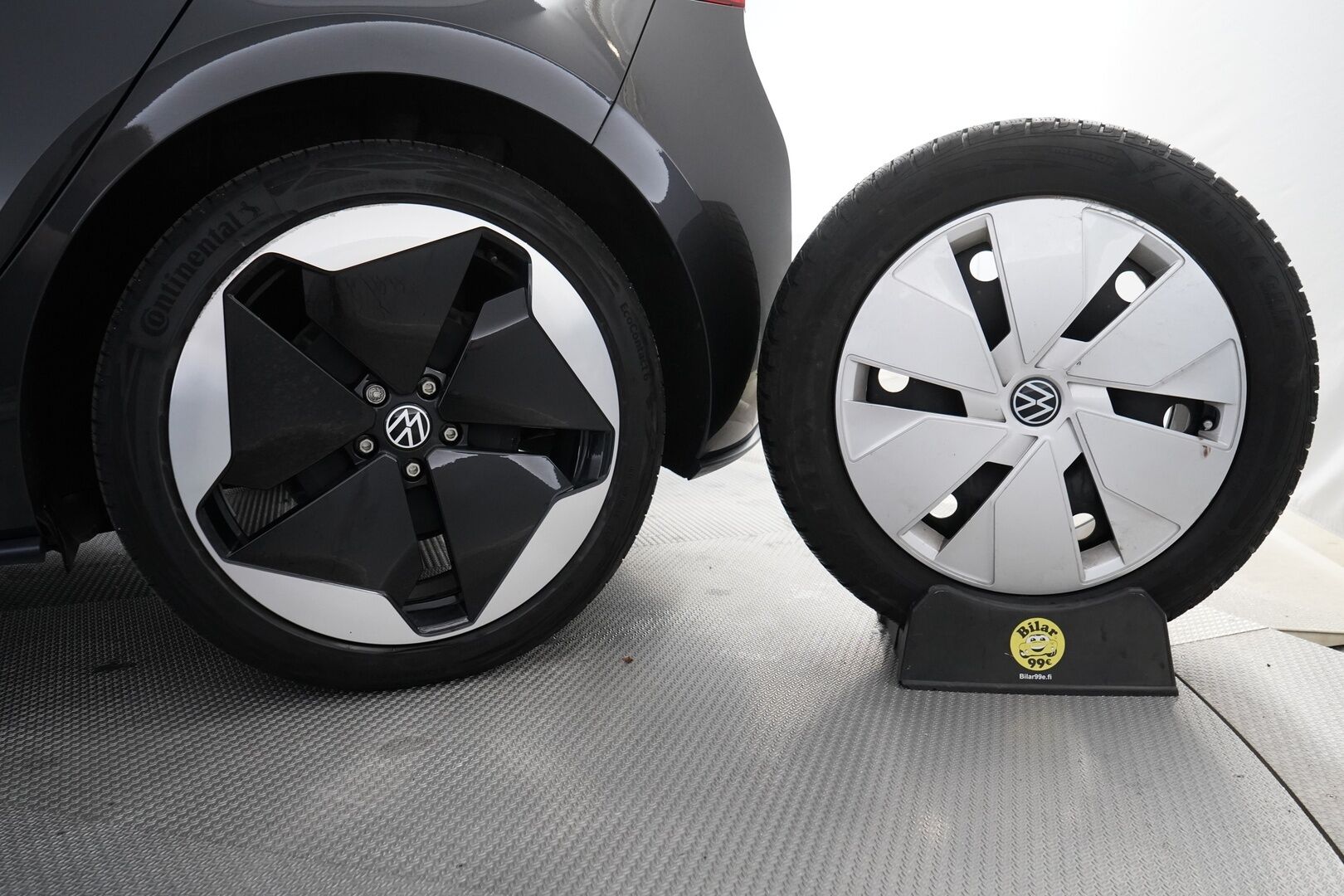 Volkswagen ID.3 2021 Pro Performance Business 150 kW, akku 58 kWh *Sporttipenkit / IQ.Lights / ACC / Ambient / Panorama* - Kahdet hyvät renkaat / Molemmat laturit / Merkkihuollettu