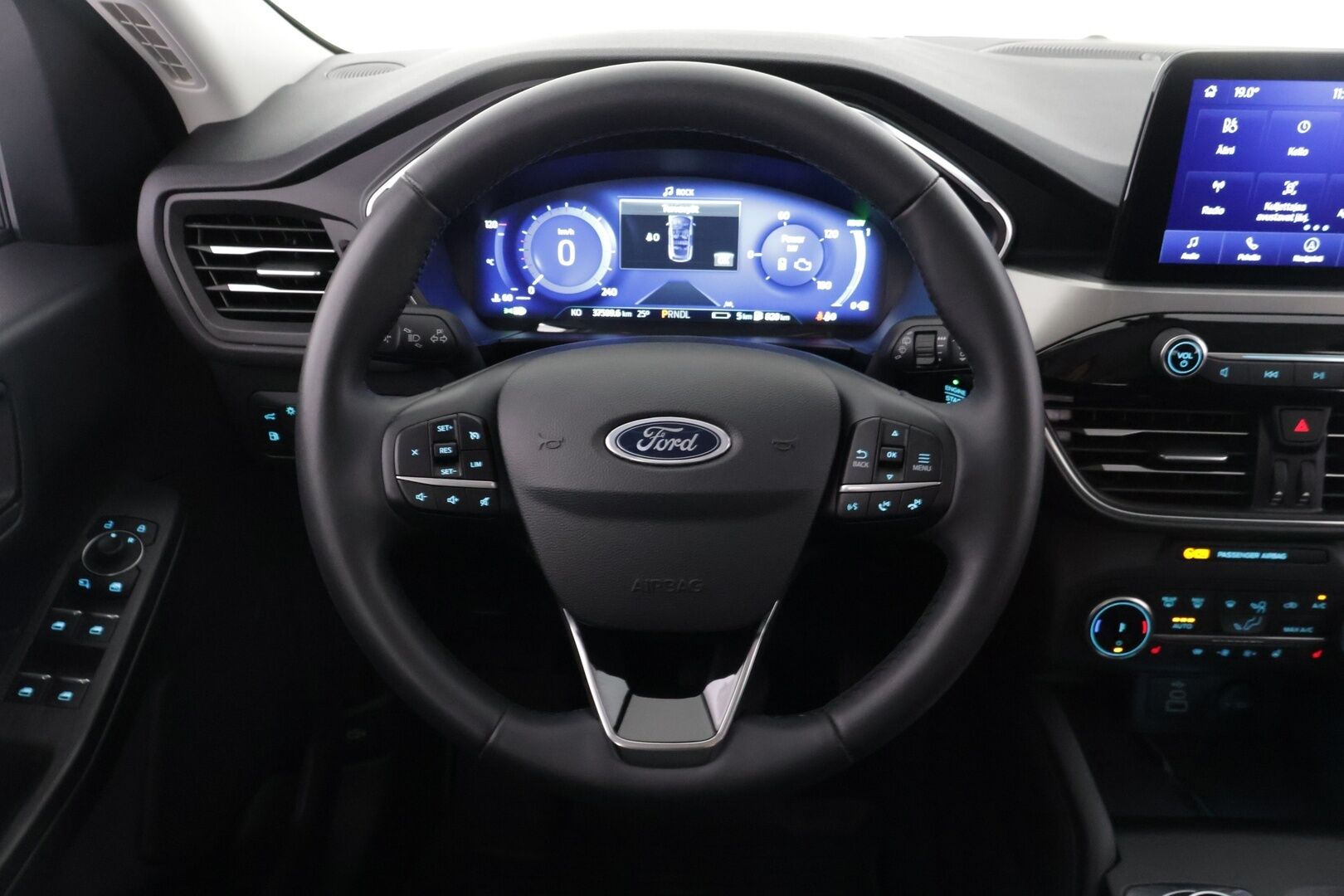 Ford Kuga 2023 2,5 Plug-In Hybrid 225hv Titanium X Business Edition *Bang&Olufsen / P-kamera / Kaistavahti / Vakkari / Puolinahat* - Akku kuntotarkistettu! 1-omisteinen Suomi-auto / 2x renkaat aluvanteilla / Merkkihuollettu!