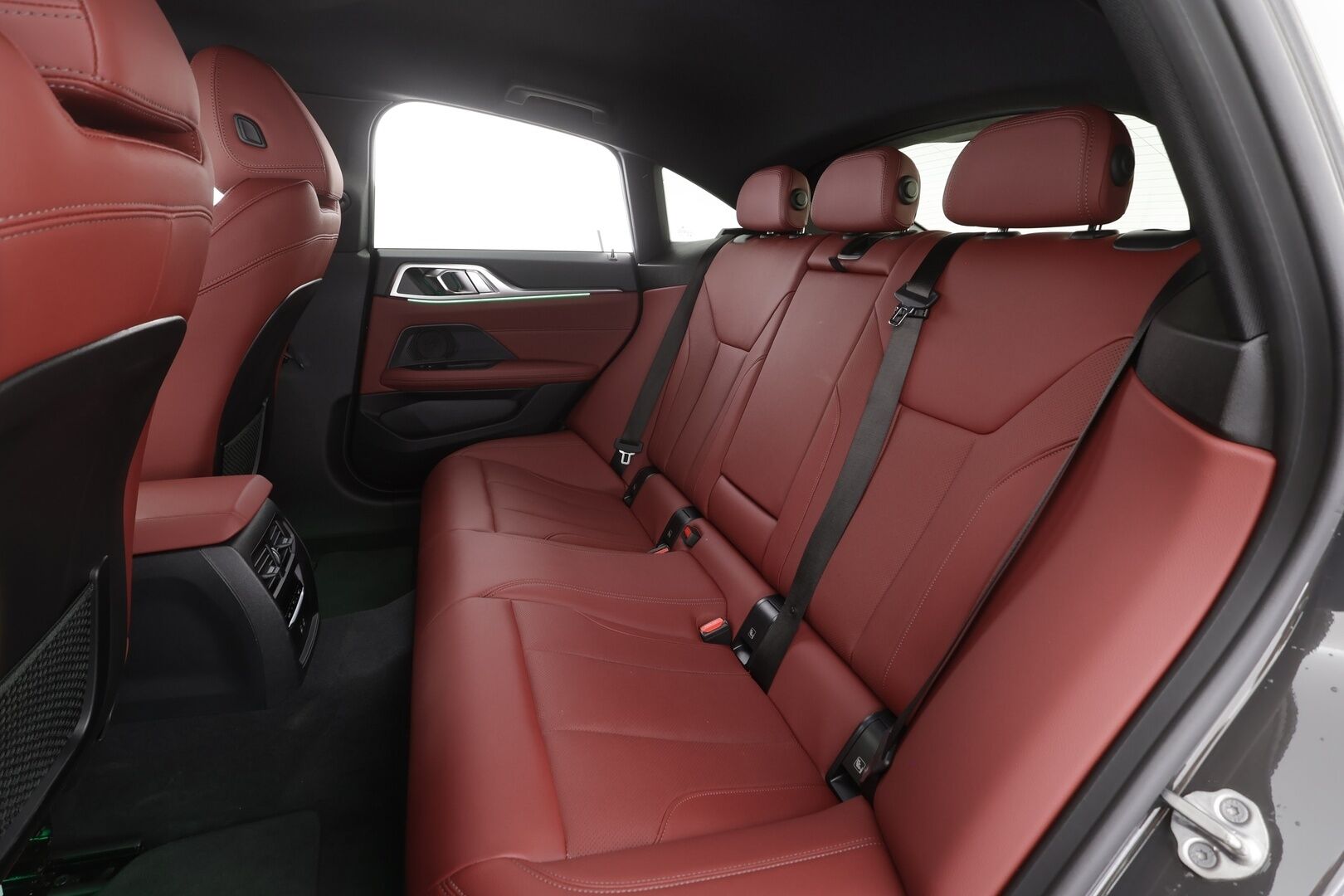 BMW i4 2023 eDrive40 M Sport - | ACC | Lisälämmitin | Widescreen | HUD | Comfort access | P.Kamera | LED | Muistipenkki | 1.Om Suomi-auto | Merkkihuollettu | Kahdet Renkaat |