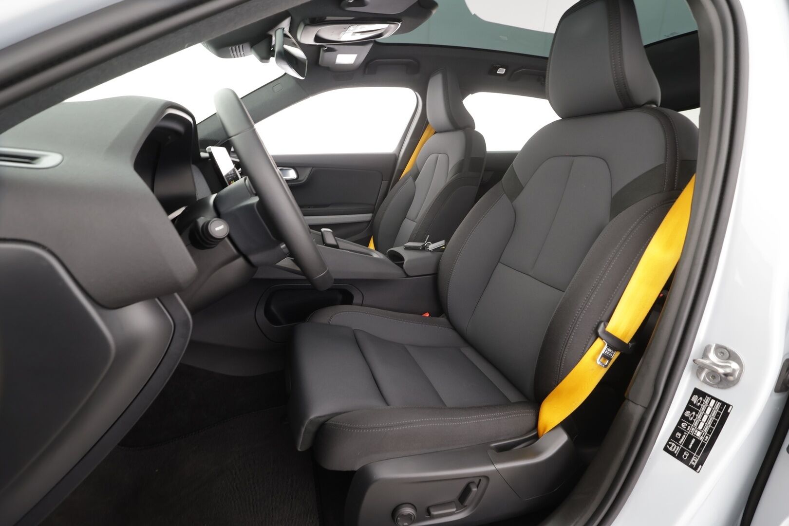 Polestar 2 2023 Long Range Dual Motor Performance, 350kW * H&K / Lasikatto / Koukku / ILP / ACC / LED / 360 / Sportpenkki Muistilla * - 1-om Suomi-auto / Akku kuntotarkastettu SoH 96.2% / 2x Latauskaapelit / Kahdet renkaat aluvanteilla / Merkkihuollettu