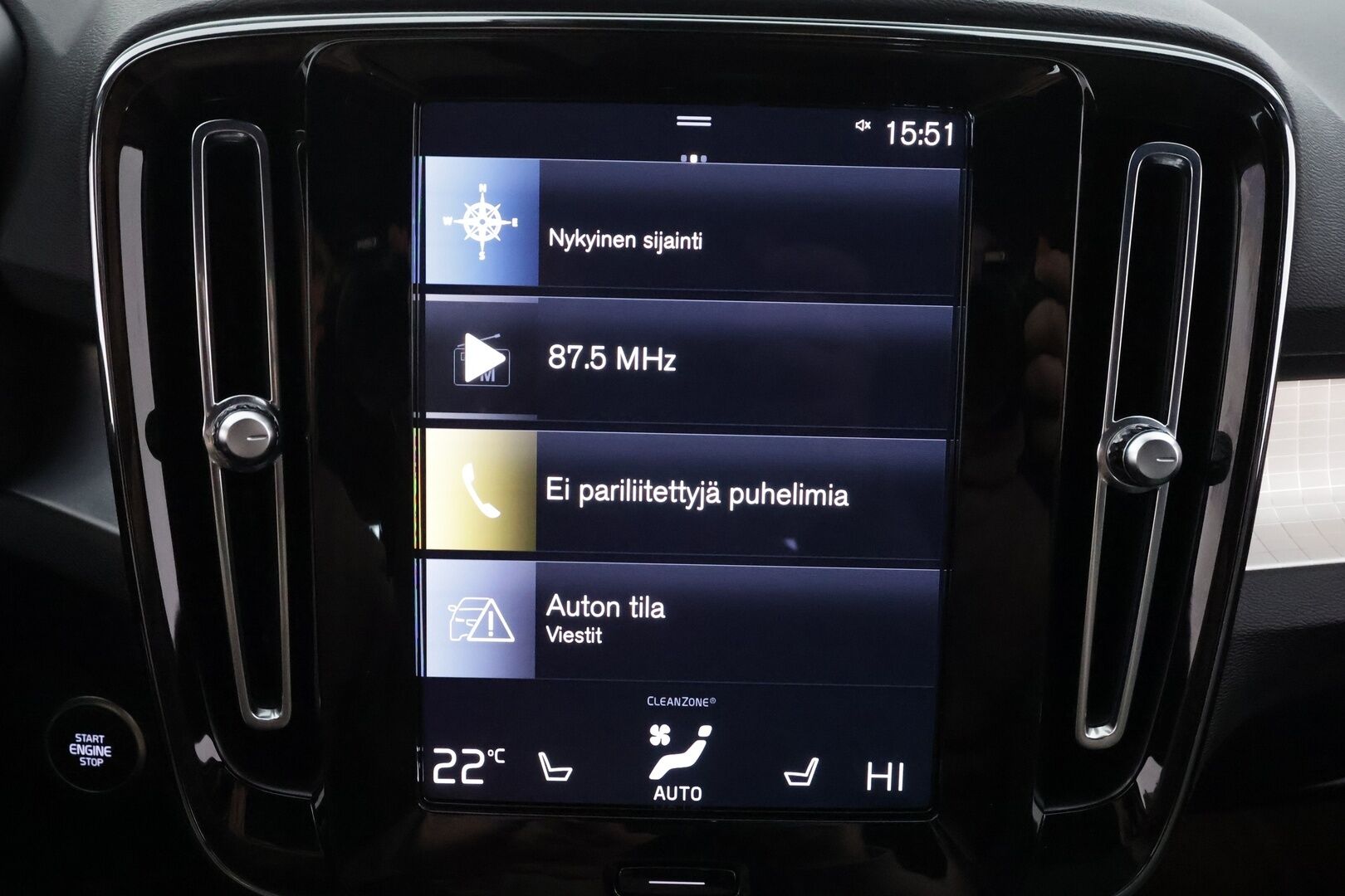 Volvo XC40 2023 T5 TwE Plus Bright aut * Pilot assist / Lisälämmitin / Muistipenkki / Koukku / Keyless / P.kamera / Apple&Android* - 1.Om Suomi-auto / Kahdet Renkaat / 2x Lataus / Kahdet Renkaat - HULLUT AVAJAISHULINAT KORKOTARJOUS 3,29 %