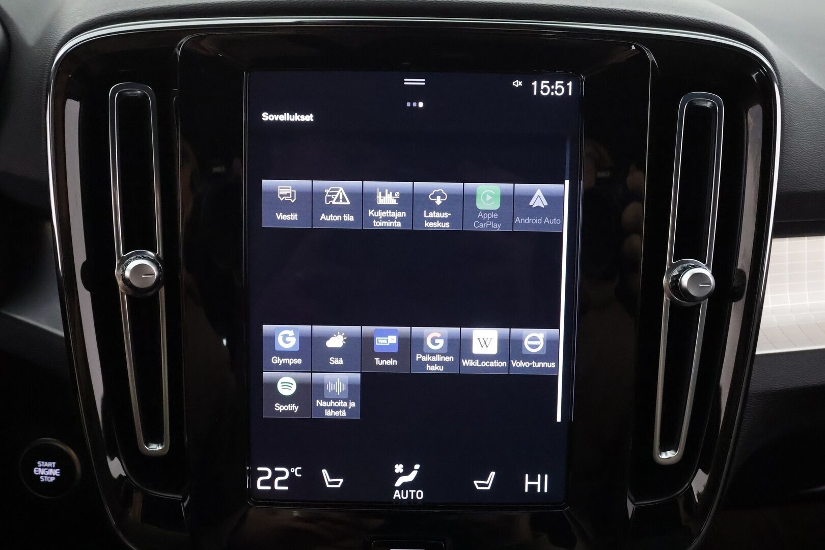 Volvo XC40 2023 T5 TwE Plus Bright aut. - 1-om | Suomi-auto | Pilot assist / Lisälämmitin / Muistipenkki / Koukku / Keyless / P.kamera / Apple&Android