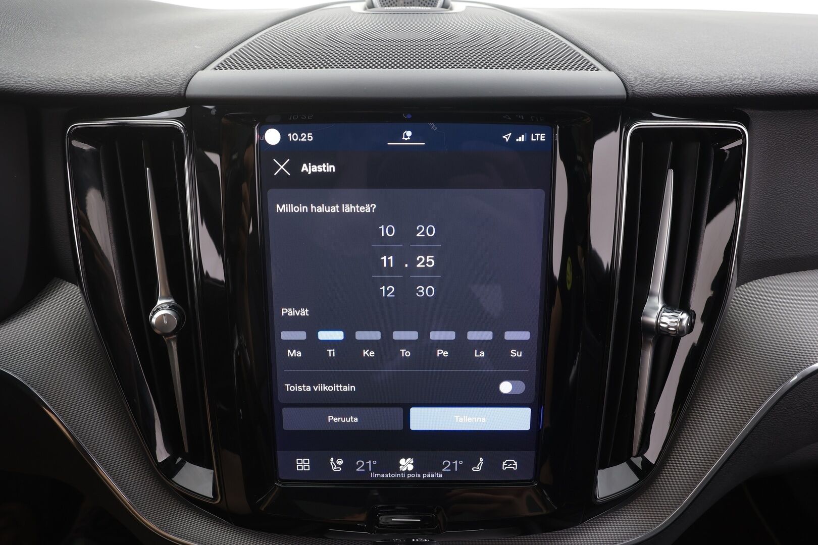 Volvo XC60 2023 T8 AWD Long Range High Performance Plus Dark aut - B&W | 360° | Koukku | Panorama | Webasto | BLIS | Pilot Assist | Sporttipenkit muistilla | ACC | Merkkihuollot | 