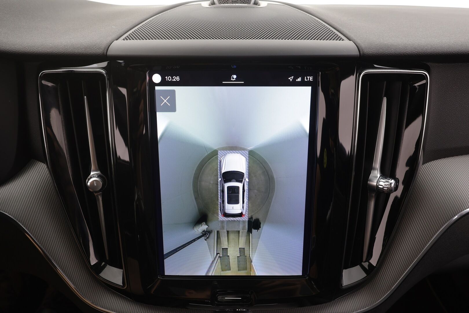 Volvo XC60 2023 T8 AWD Long Range High Performance Plus Dark aut - B&W | 360° | Koukku | Panorama | Webasto | BLIS | Pilot Assist | Sporttipenkit muistilla | ACC | Merkkihuollot | 