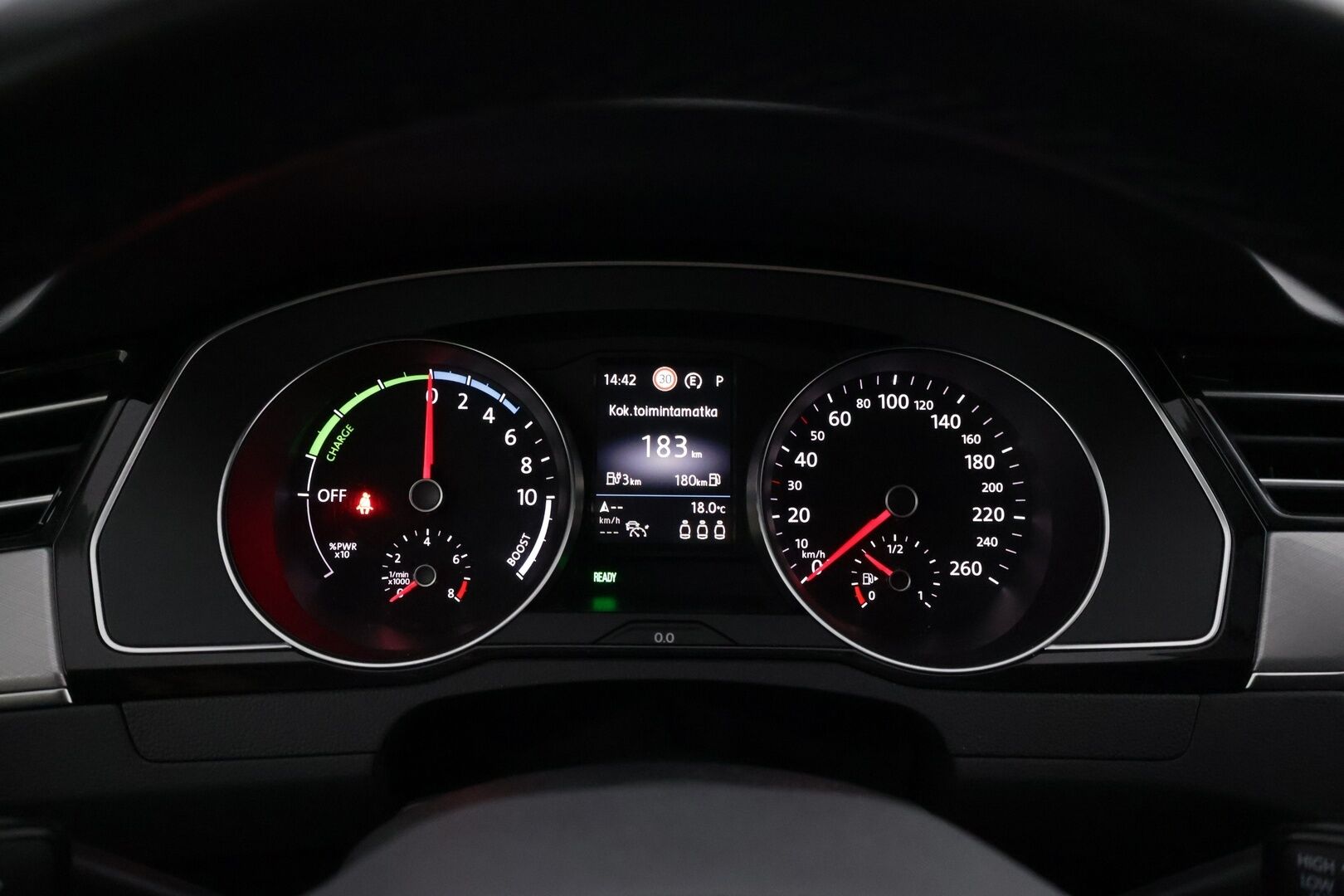 Volkswagen Passat 2020 13 kWh Variant GTE Plug-In Hybrid 160 kW DSG *Webasto / Adapt. vakkari / Koukku / Navi / Peruutuskamera / LED* - Koukullinen perhefarkku / 2x Laturit