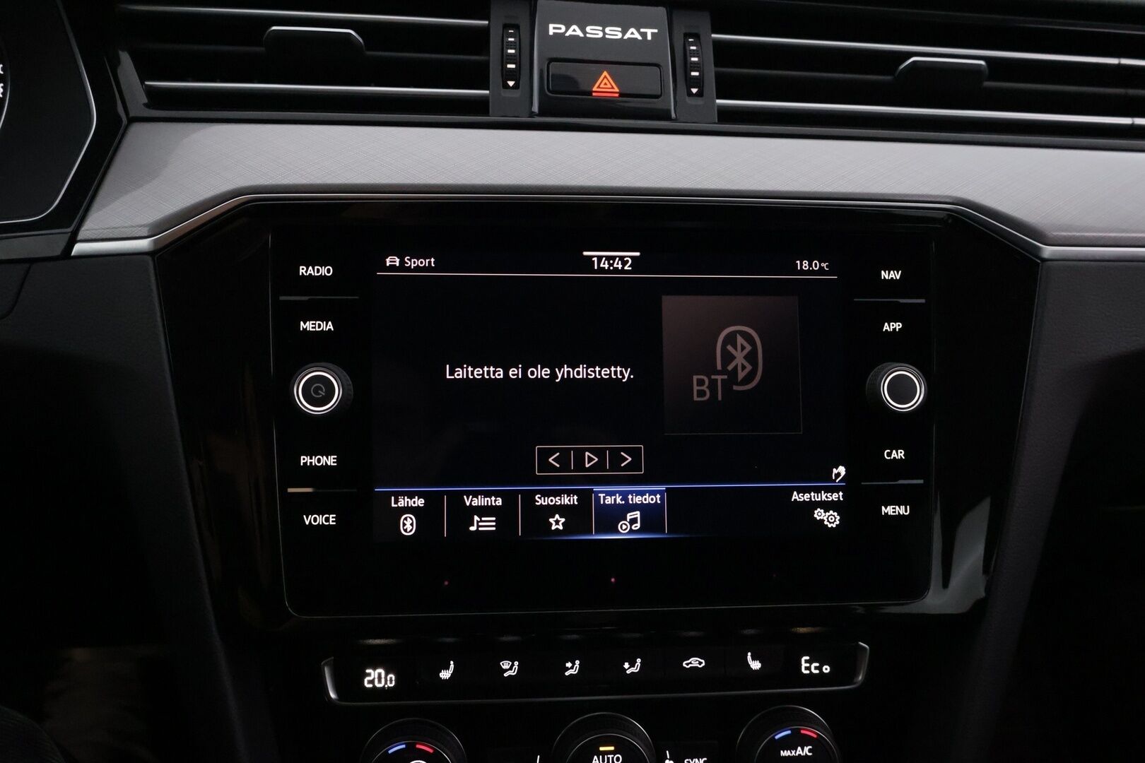 Volkswagen Passat 2020 13 kWh Variant GTE Plug-In Hybrid 160 kW DSG *Webasto / Adapt. vakkari / Koukku / Navi / Peruutuskamera / LED* - Koukullinen perhefarkku / 2x Laturit