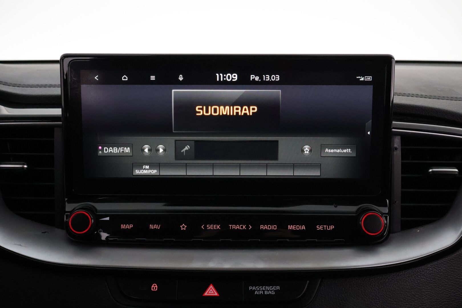 Kia Ceed 2020 1,6 GDI Plug-In Hybrid Business Premium SW DCT - - YritysOutlet - Myydään vain yrityksille - - YritysOutlet - Myydään vain yrityksille