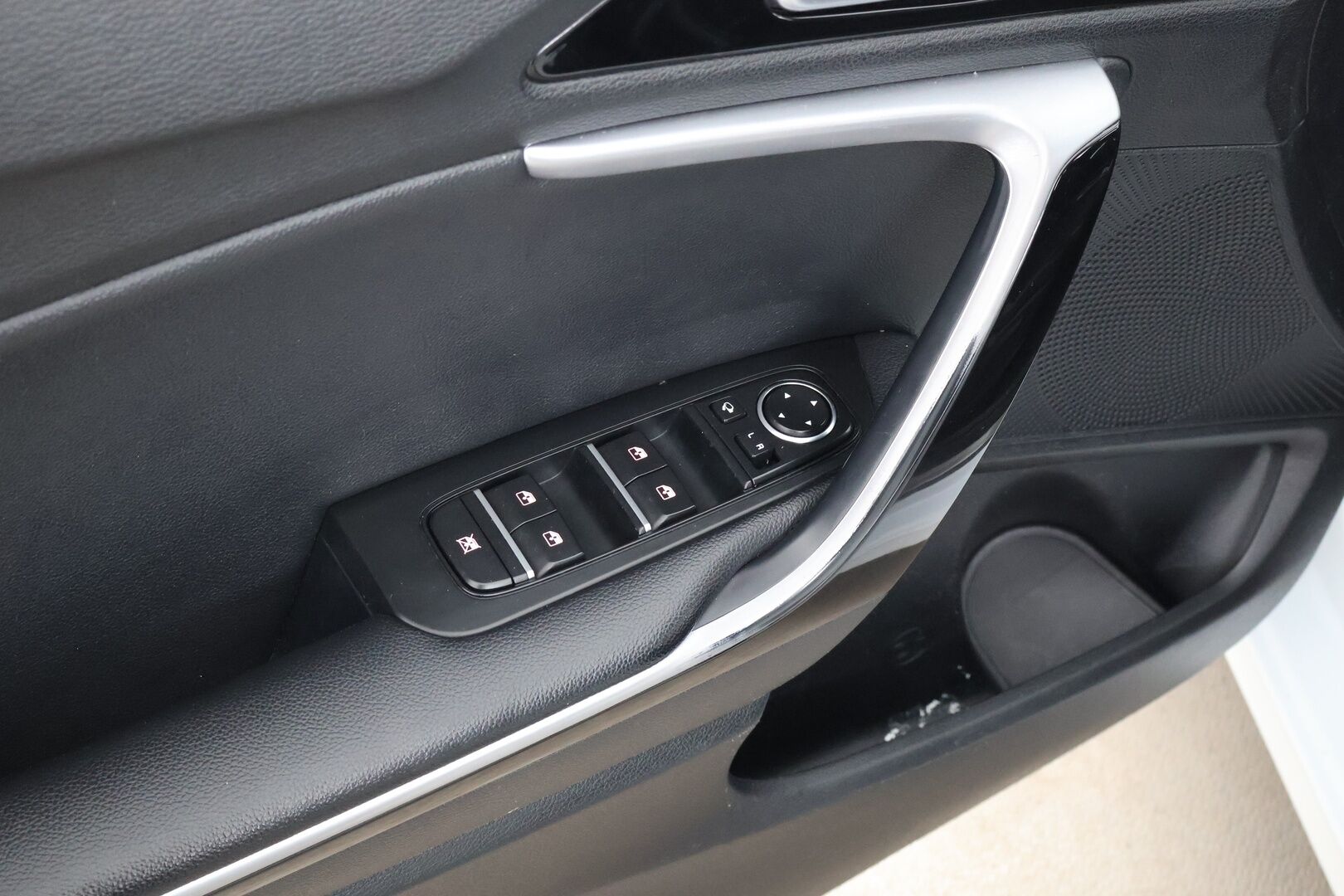 Kia Ceed 2020 1,6 GDI Plug-In Hybrid Business Premium SW DCT - - YritysOutlet - Myydään vain yrityksille - - YritysOutlet - Myydään vain yrityksille