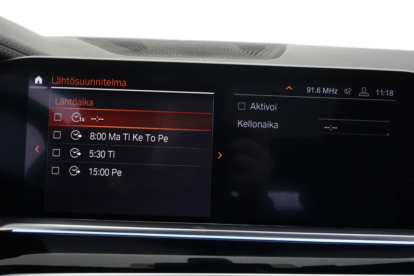BMW X5 2020 G05 xDrive45e A Charged Edition - | Koukku | ACC | Panorama | H&K | HUD | SportComfort-penkit Muistilla | Soft Close | 360 | Laser-LED | Ilma-alusta | Navi | Katveavustin | Kaistavahti | 2x Latauskaapelit |  