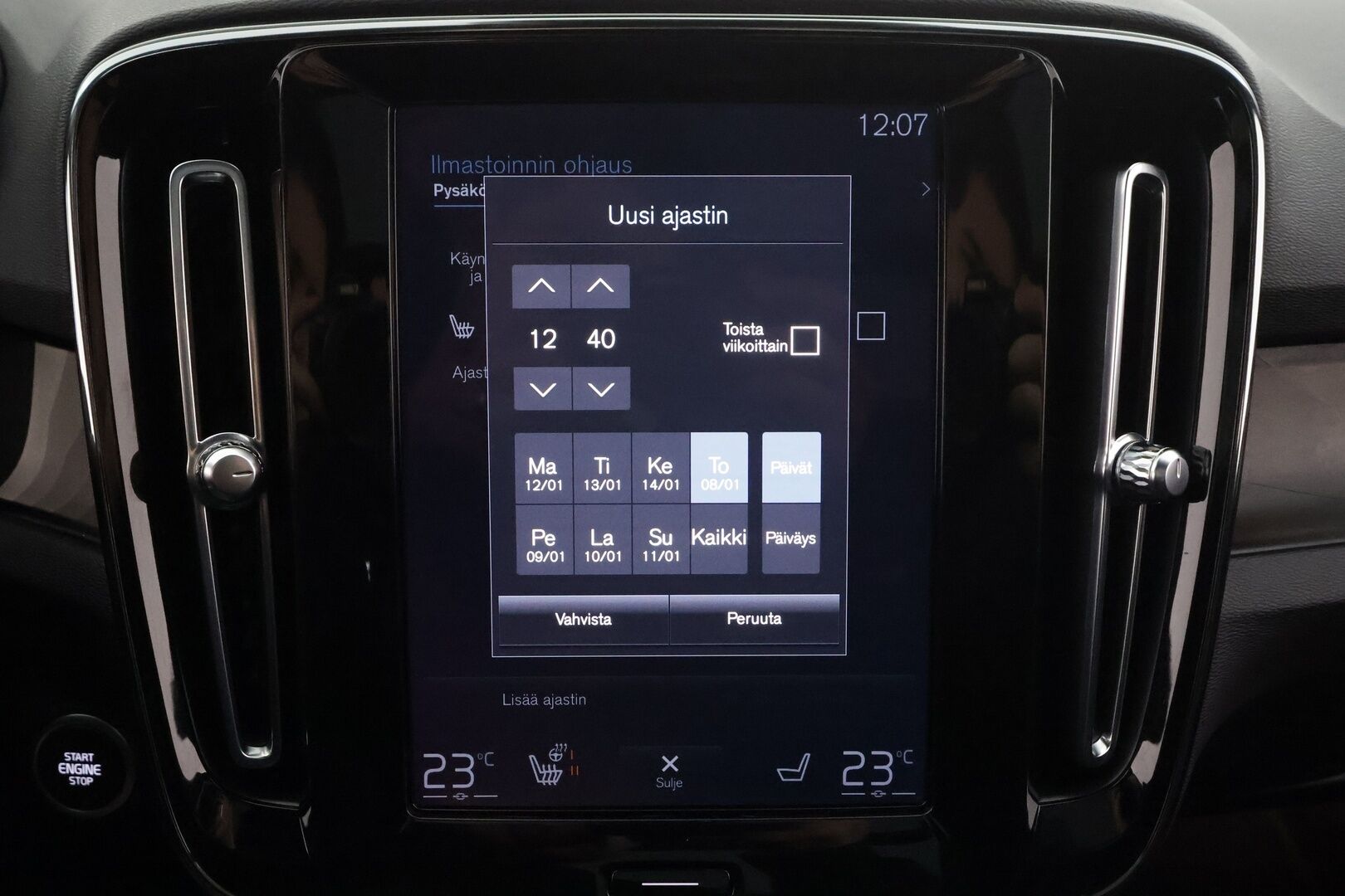 Volvo XC40 2023 T5 TwE Ultimate Dark aut * ACC / Panorama / H&K / 360° / LED / Navi / Koukku / Muistipenkki / BLIS / KeylessGo * - 1.Om Suomi-auto / Kahdet renkaat aluvanteilla / Merkkihuollettu