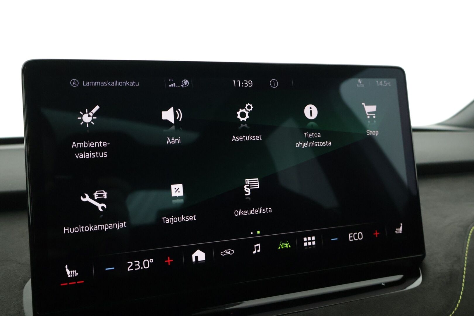 Skoda Enyaq 2023 Coupe 80x 4x4 RS iV - 3,99 % KORKOTARJOUS TÄHÄN AUTOON - * ACC / KeyLessGo / Blis / Crystal Lightning Matrix / P.Kamera / Muistipenkki