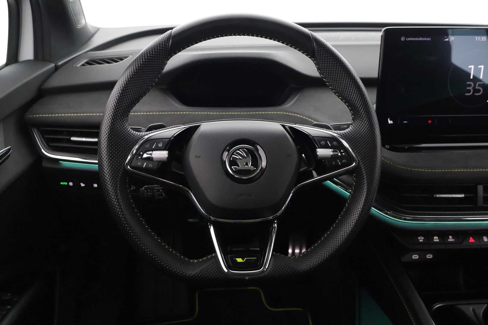 Skoda Enyaq 2023 Coupe 80x 4x4 RS iV - 3,99 % KORKOTARJOUS TÄHÄN AUTOON - * ACC / KeyLessGo / Blis / Crystal Lightning Matrix / P.Kamera / Muistipenkki