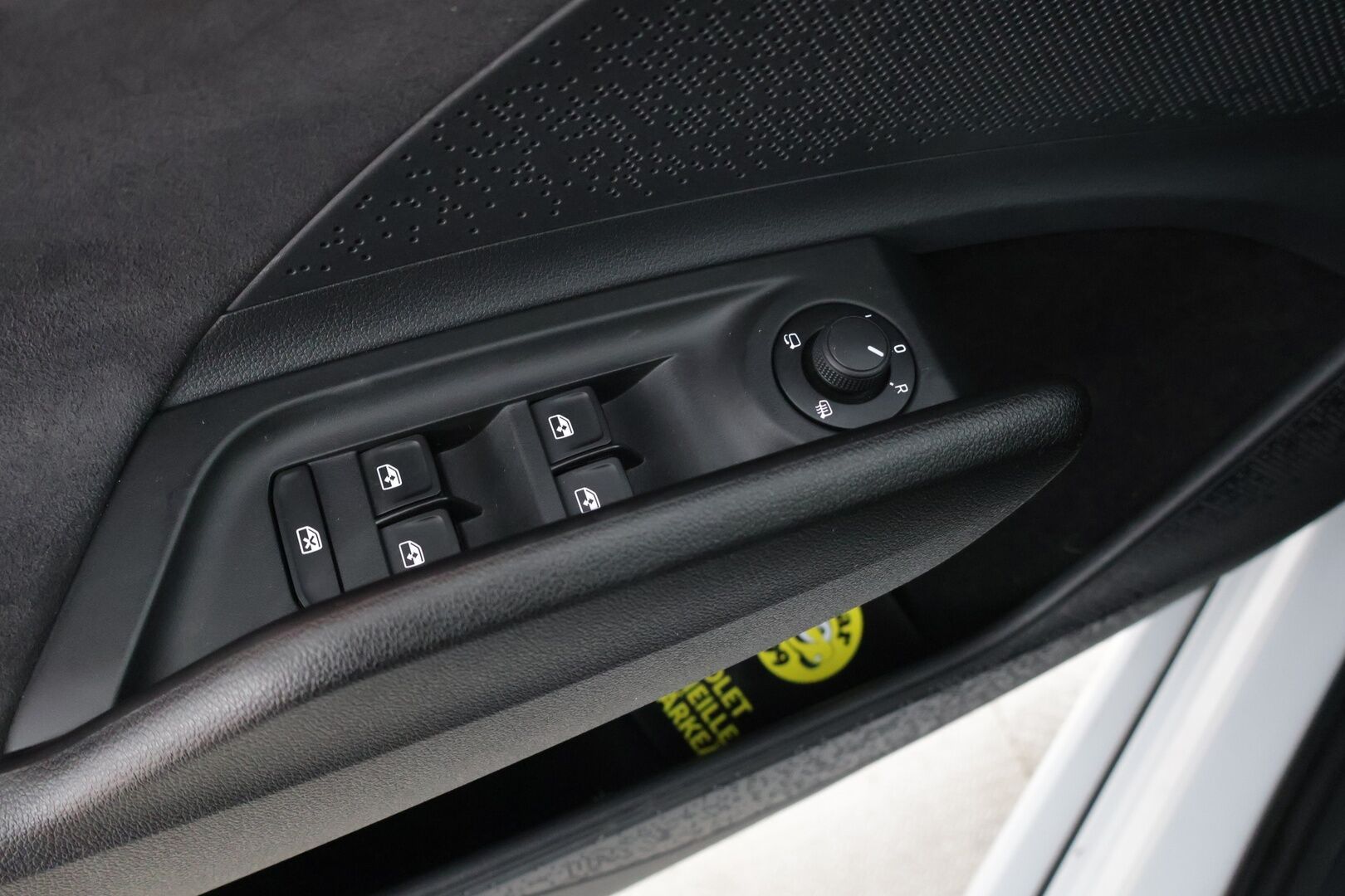 Skoda Enyaq 2023 Coupe 80x 4x4 RS iV - 3,99 % KORKOTARJOUS TÄHÄN AUTOON - * ACC / KeyLessGo / Blis / Crystal Lightning Matrix / P.Kamera / Muistipenkki