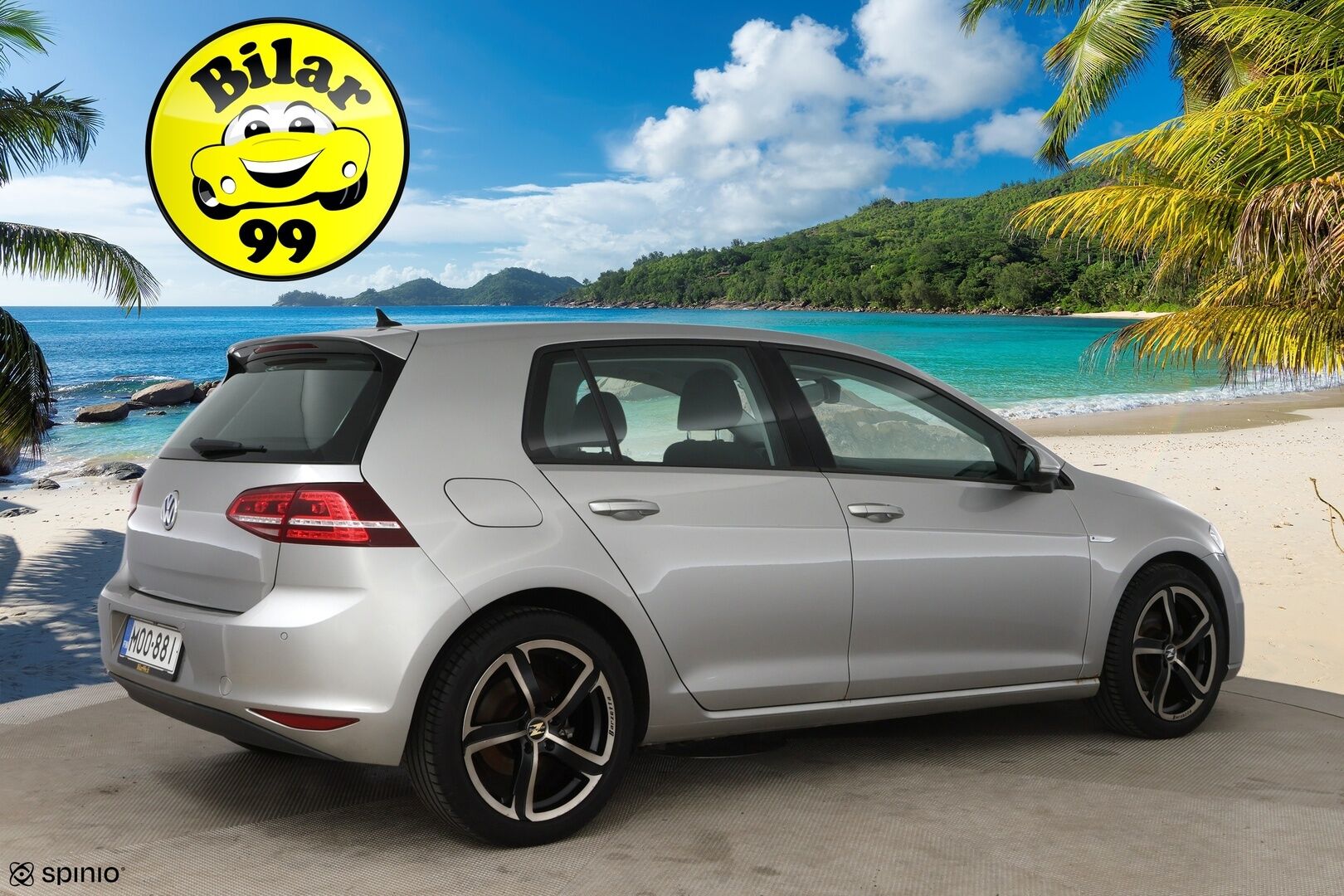 VOLKSWAGEN E-GOLF 2015 e-Golf 85kW / Vakkari / Navi / P. Tutkat /  LED / - Keyless / 2x Vanteet&Renkaat