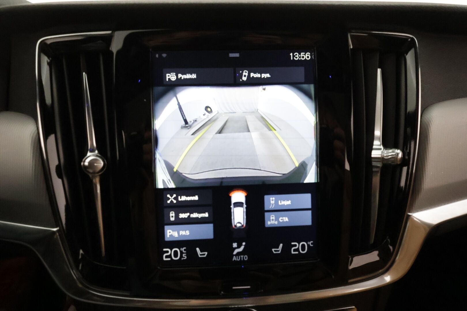 Volvo V90 2017 D5 AWD Inscription aut **HUD / Panorama / 360° Kamera / Adapt.Vakkari / Sporttipenkit Muistilla / Full-LED** - 3,99 % KORKOTARJOUS TÄHÄN AUTOON - Bowers&Wilkins / Digimittaristo / Navi / Kaistavahti / KeylessGO / 2x Renkaat